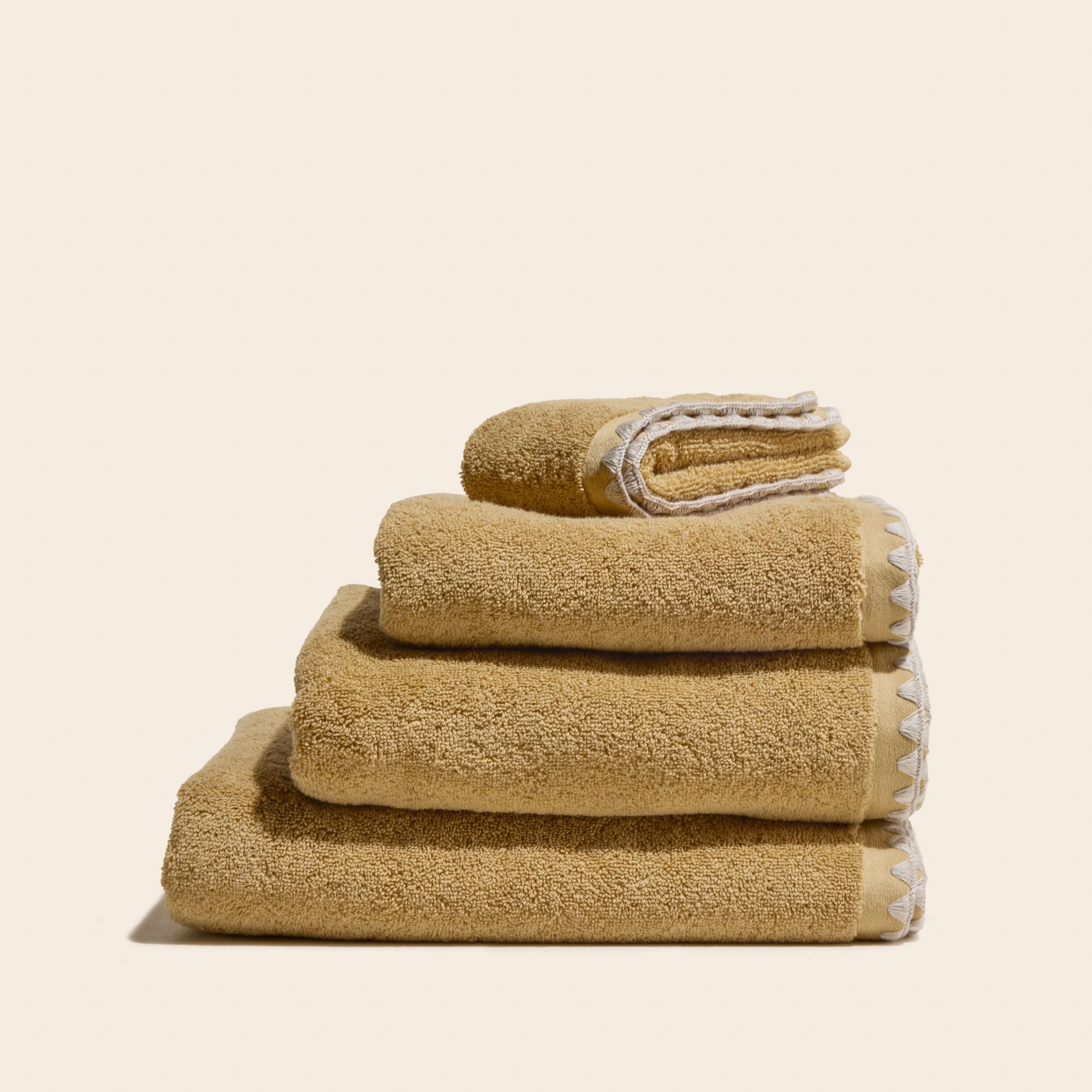 Serviette de toilette NERYDA jaune sable et beige