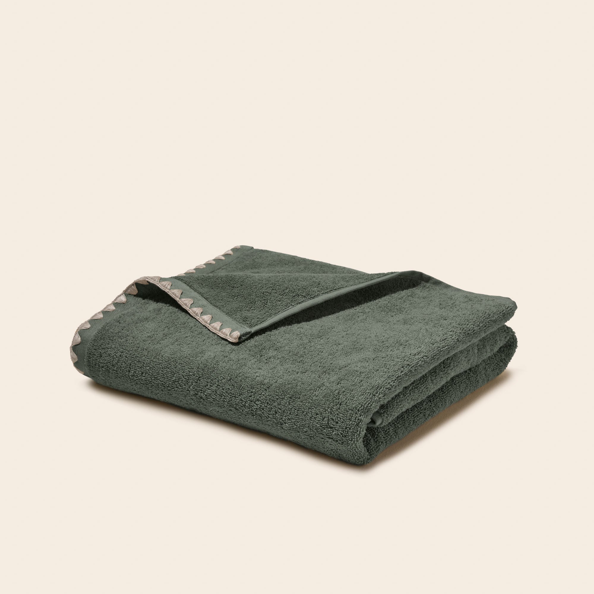 La Sortie de Bain NERYDA vert séquoia et beige