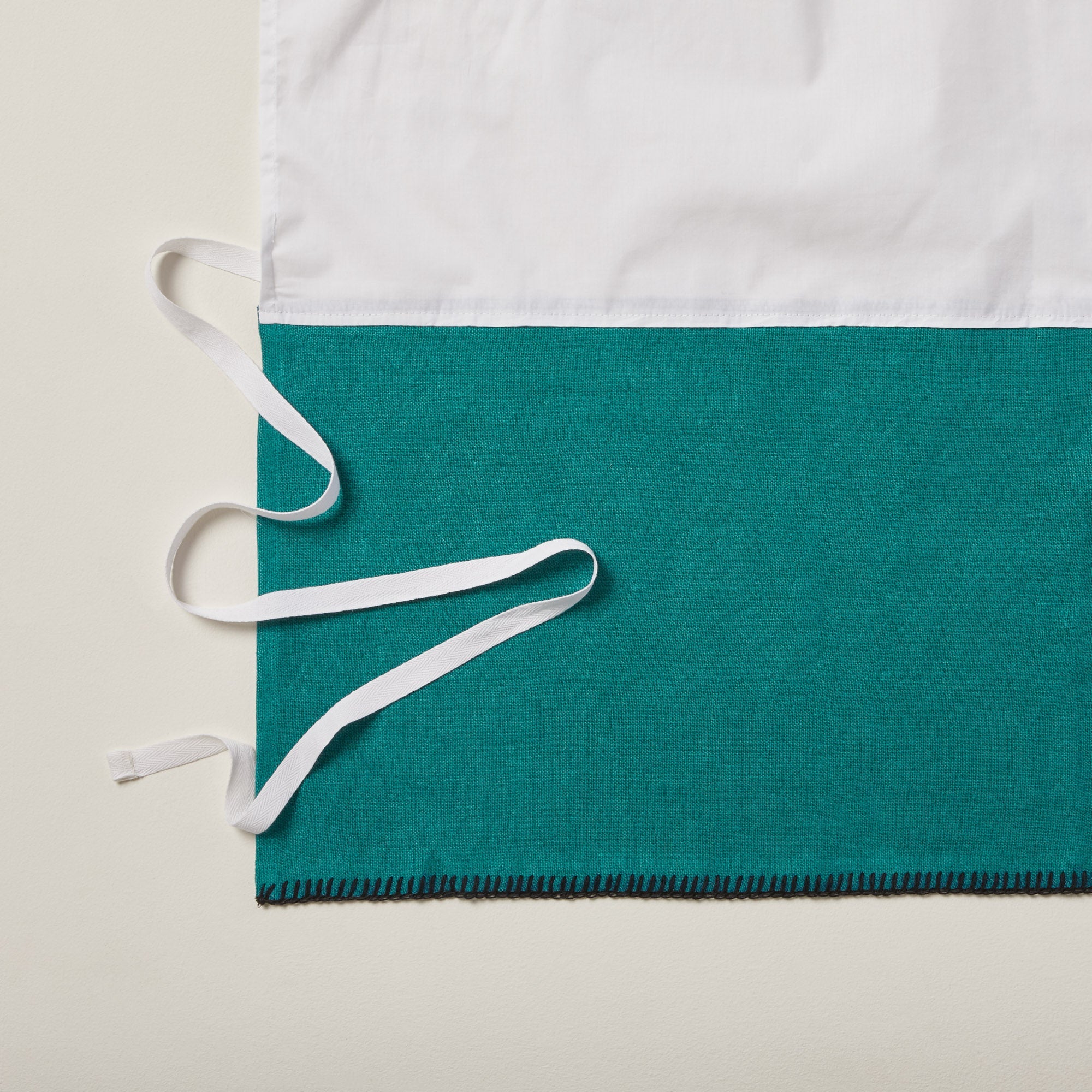 Cache sommier NINO lagon et feston noir