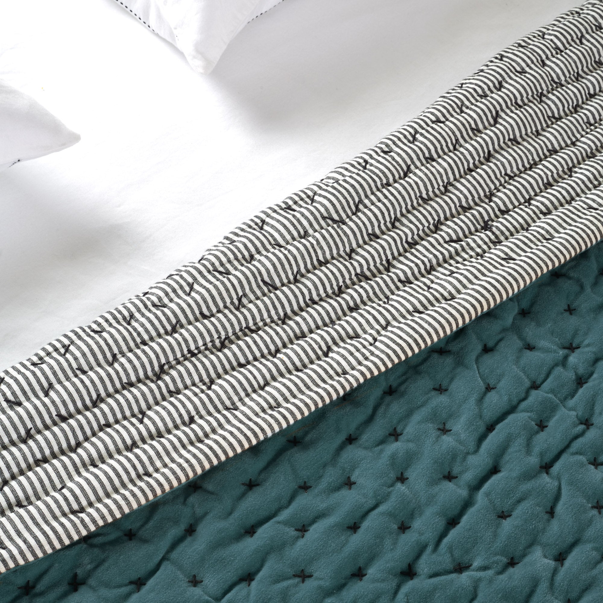 Couvre-lit matelassé MALO kaki grisé