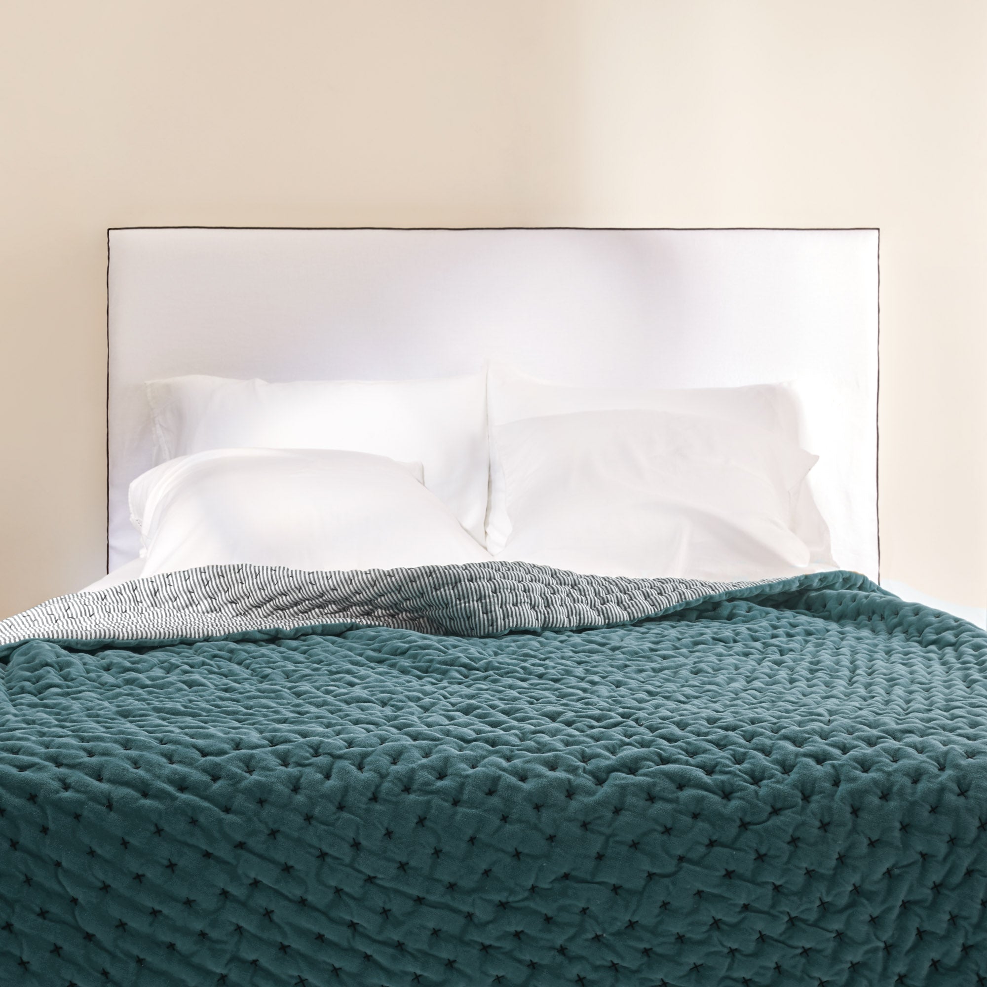 Couvre-lit matelassé MALO kaki grisé