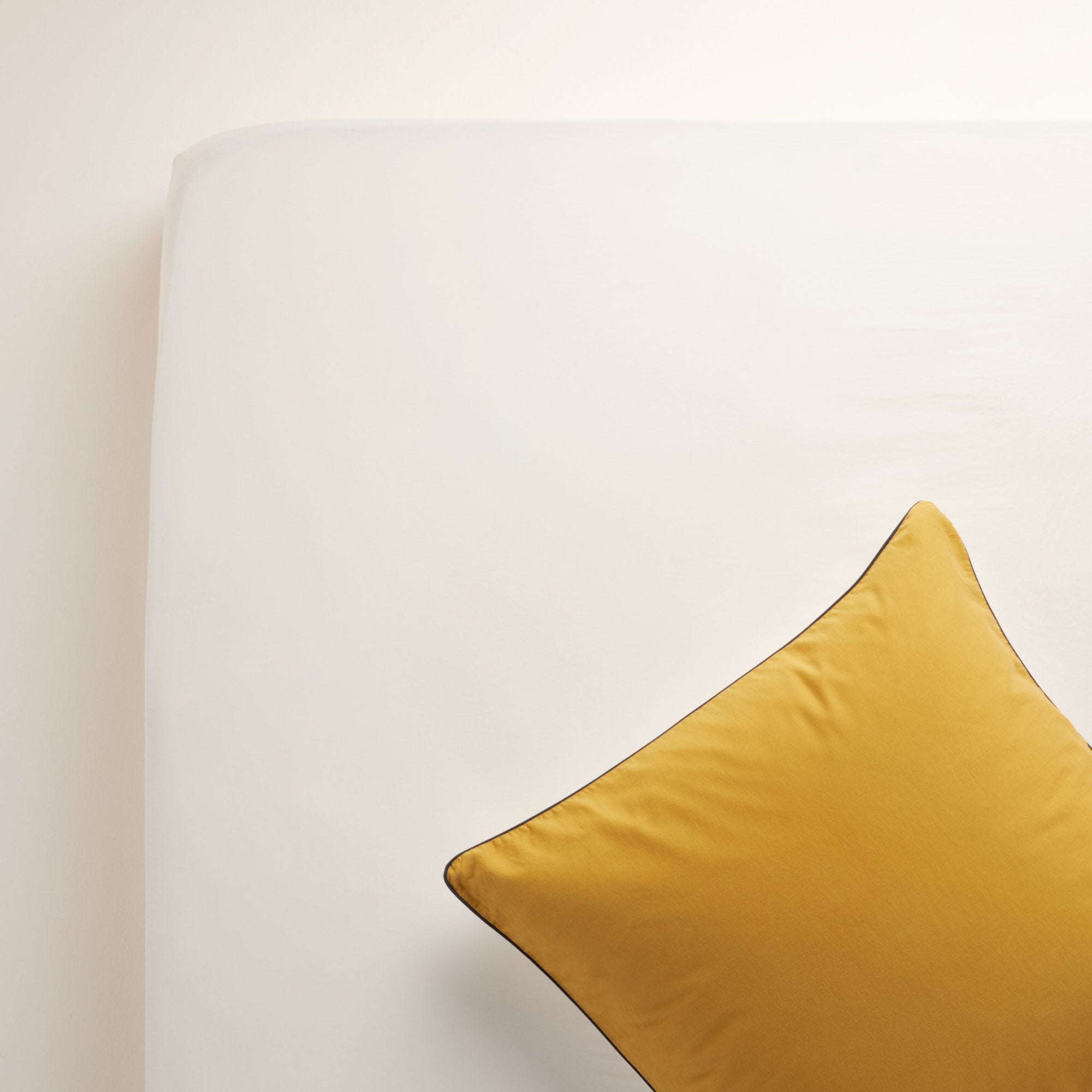 Drap Housse ADEN sable blanc