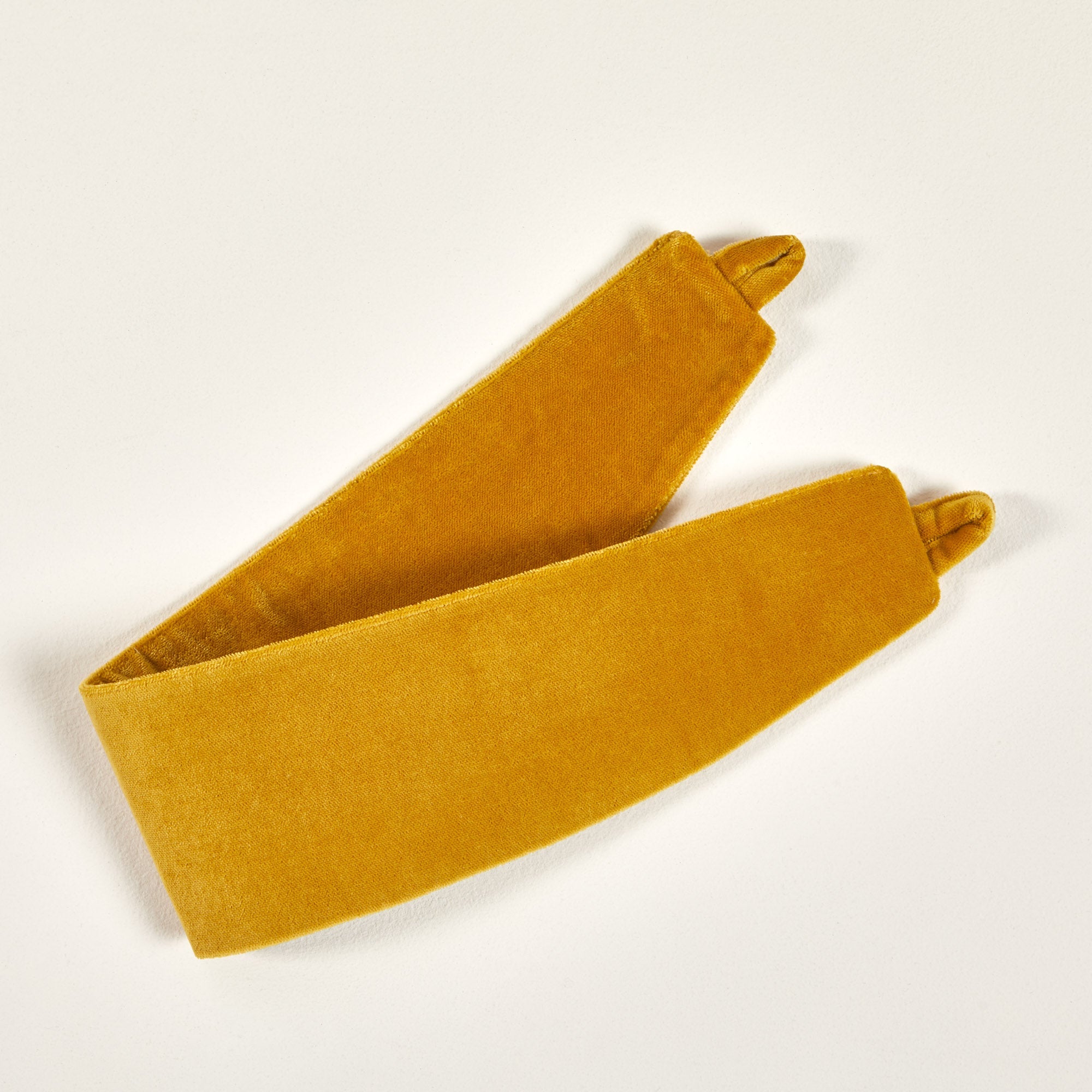 Embrasse DARIO ocre