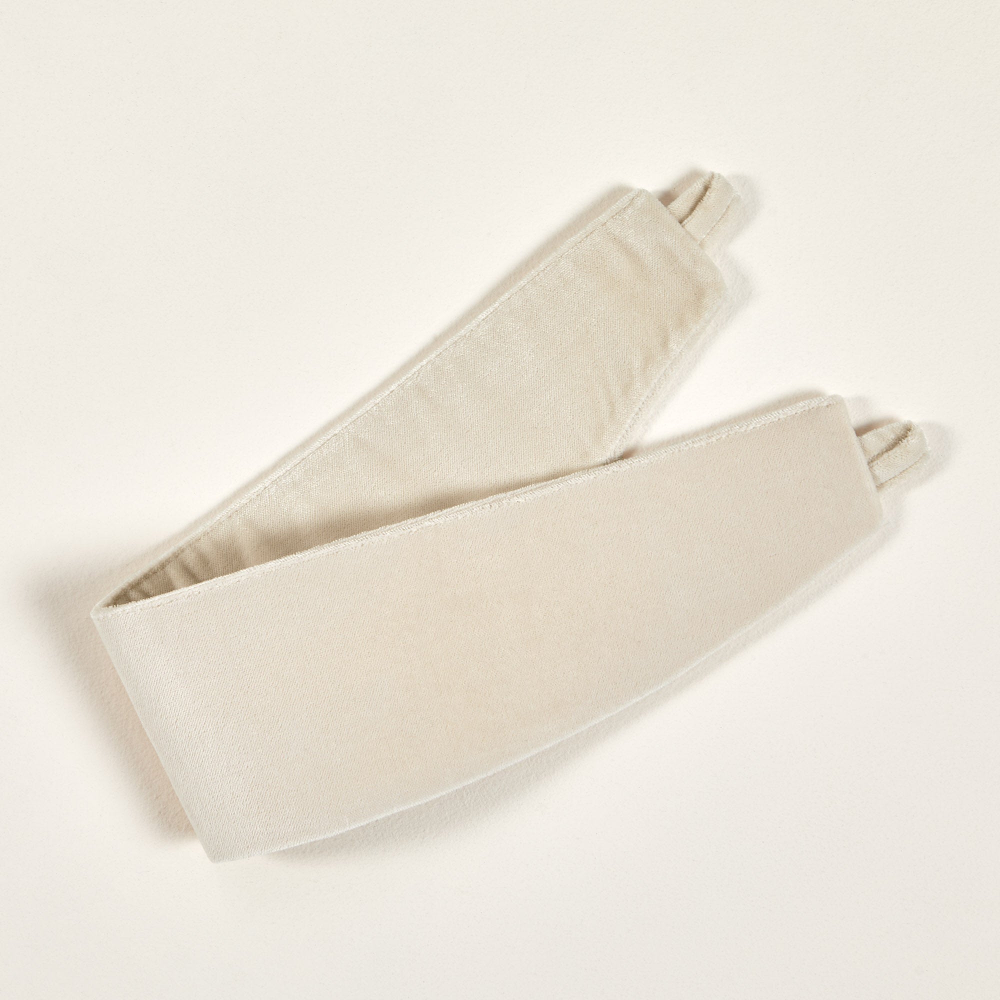 Embrasse DARIO blanc antique