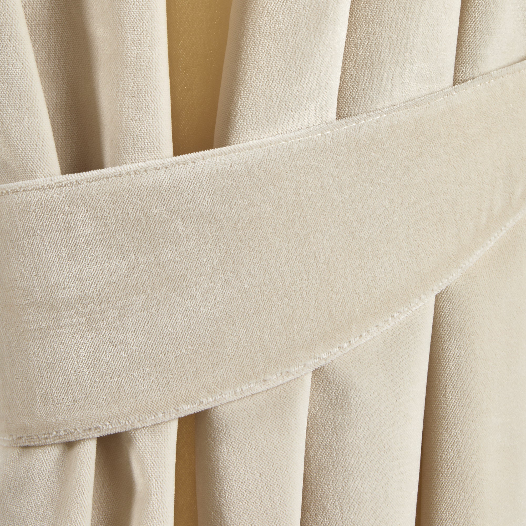 Embrasse DARIO blanc antique