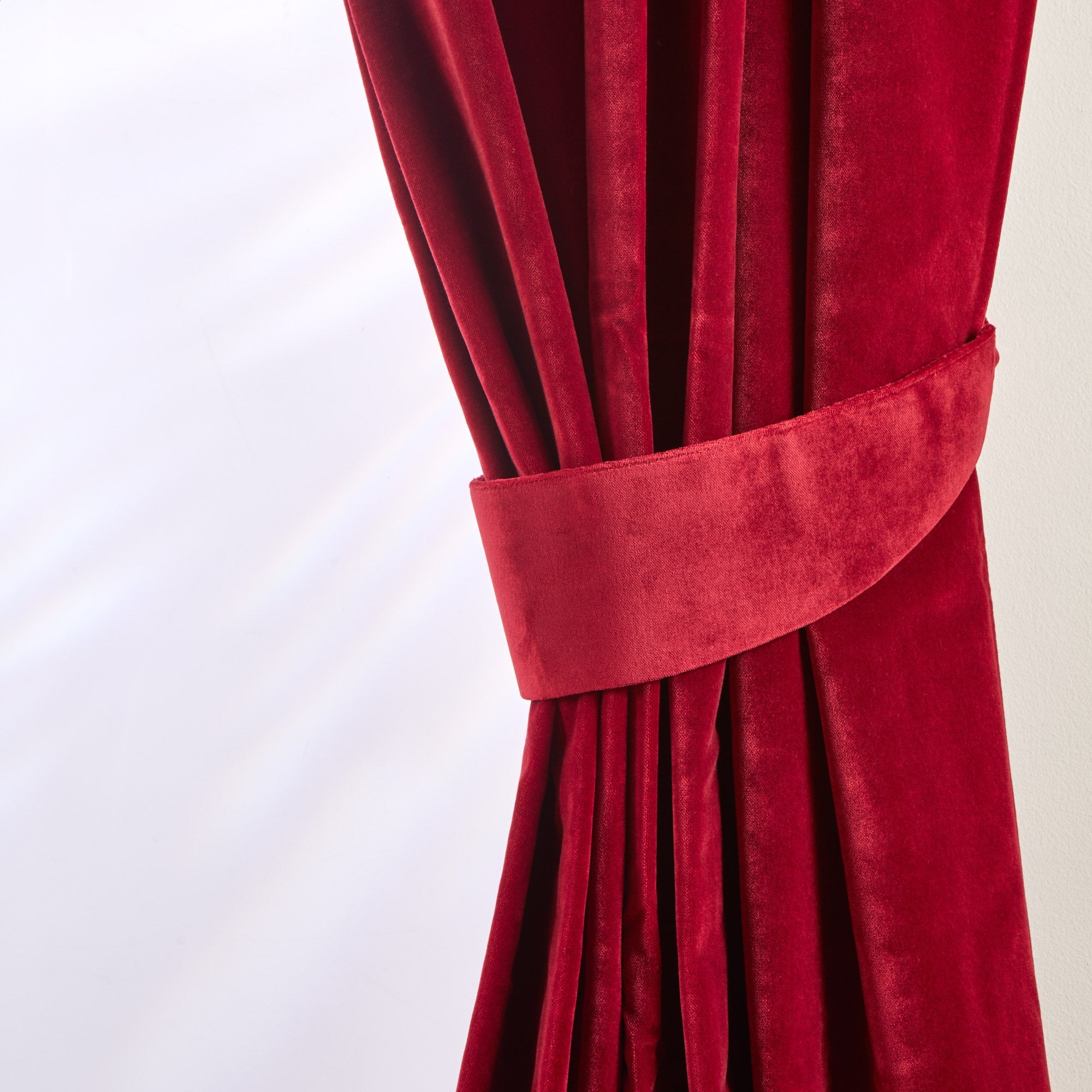 Embrasse DARIO rouge opéra
