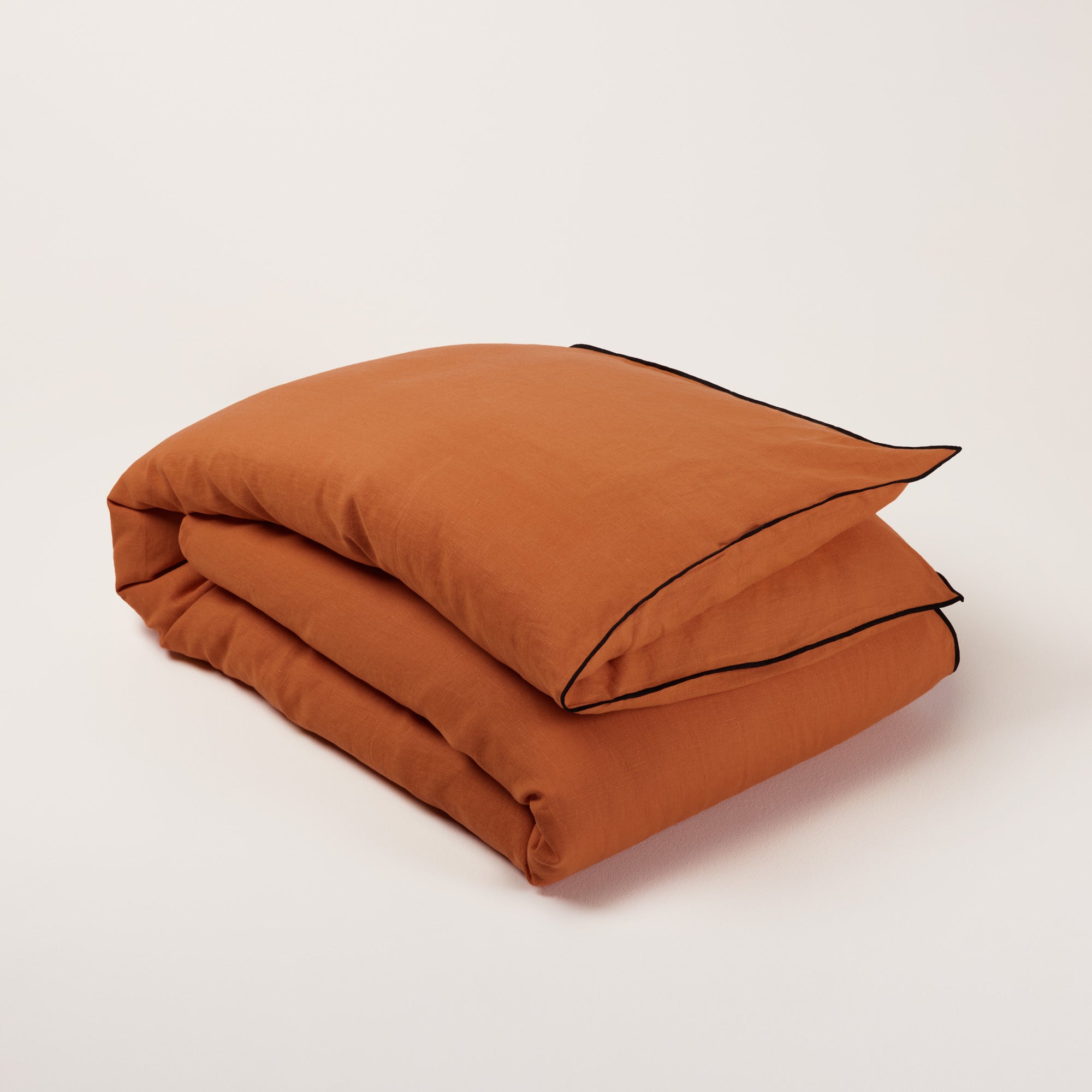 Housse d'édredon CARLINA terracotta et bourdon noir