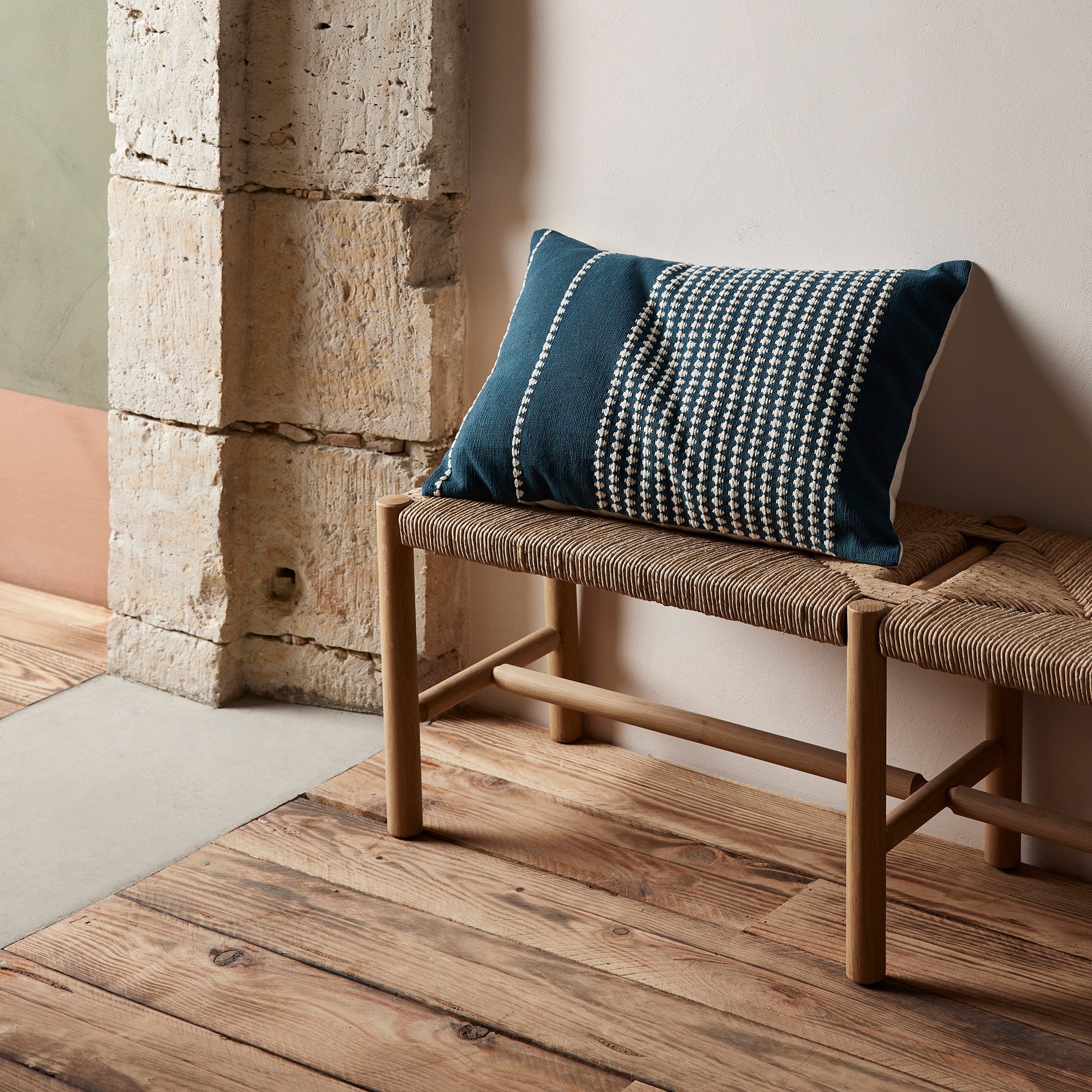 Housse de coussin ADORRA bleu pétrole