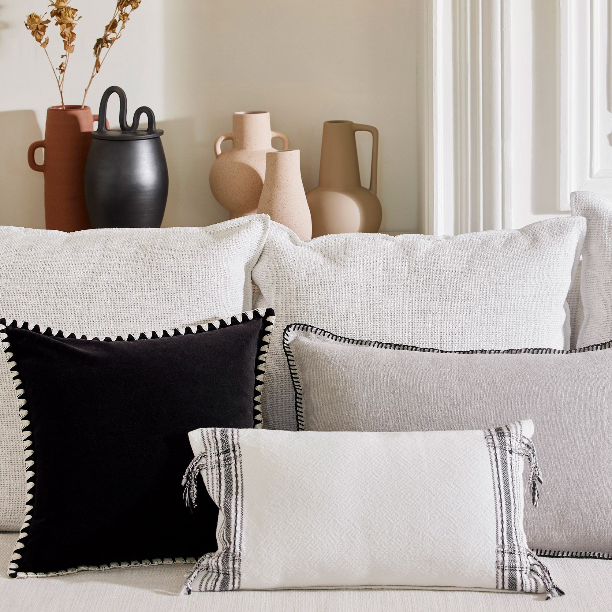 Housse de coussin ANJALI carbone