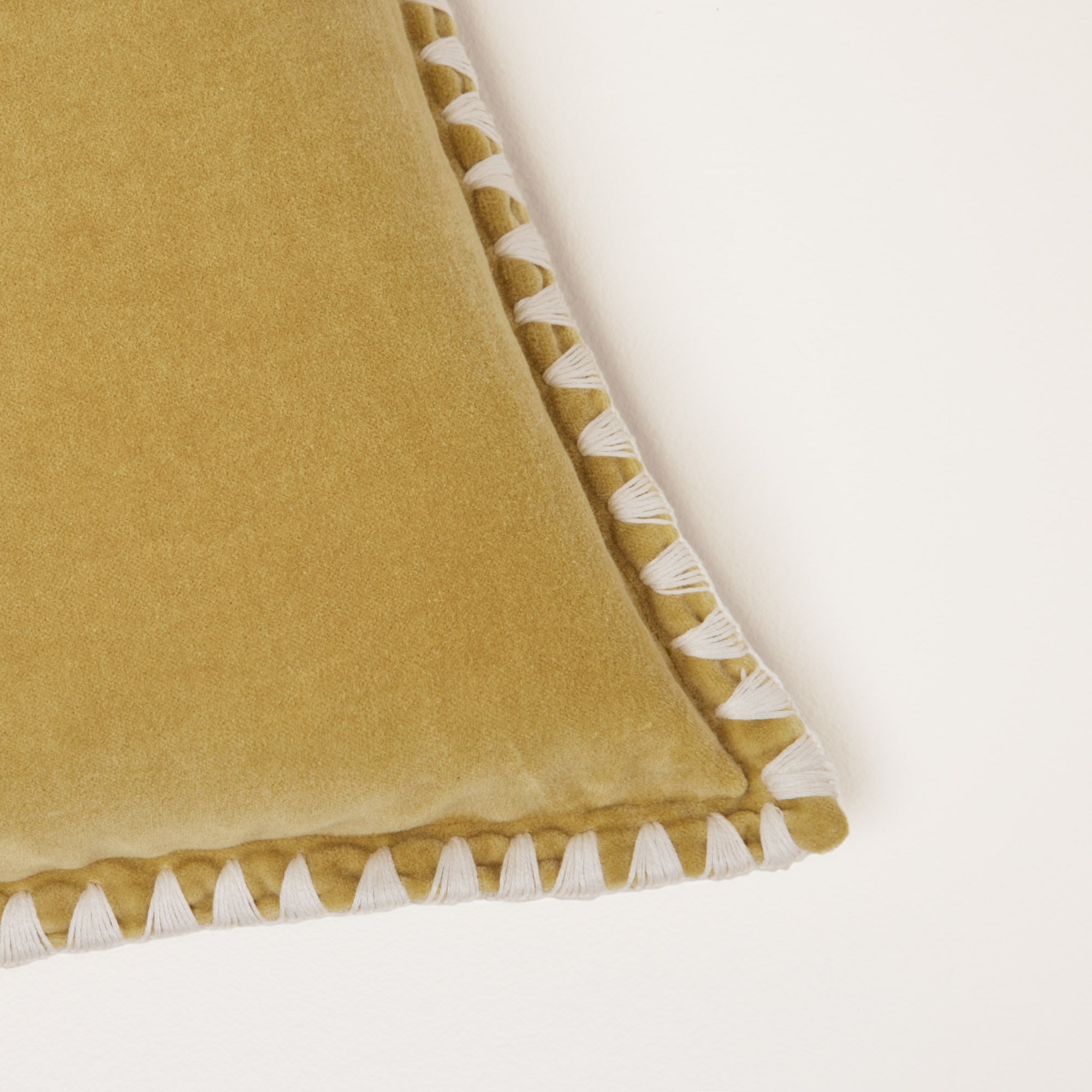 Housse de coussin ANJALI jaune indien et naturel
