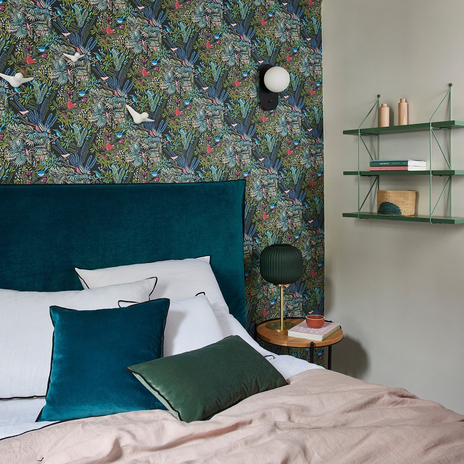 Housse de coussin DARIO mélèze et bourdon noir