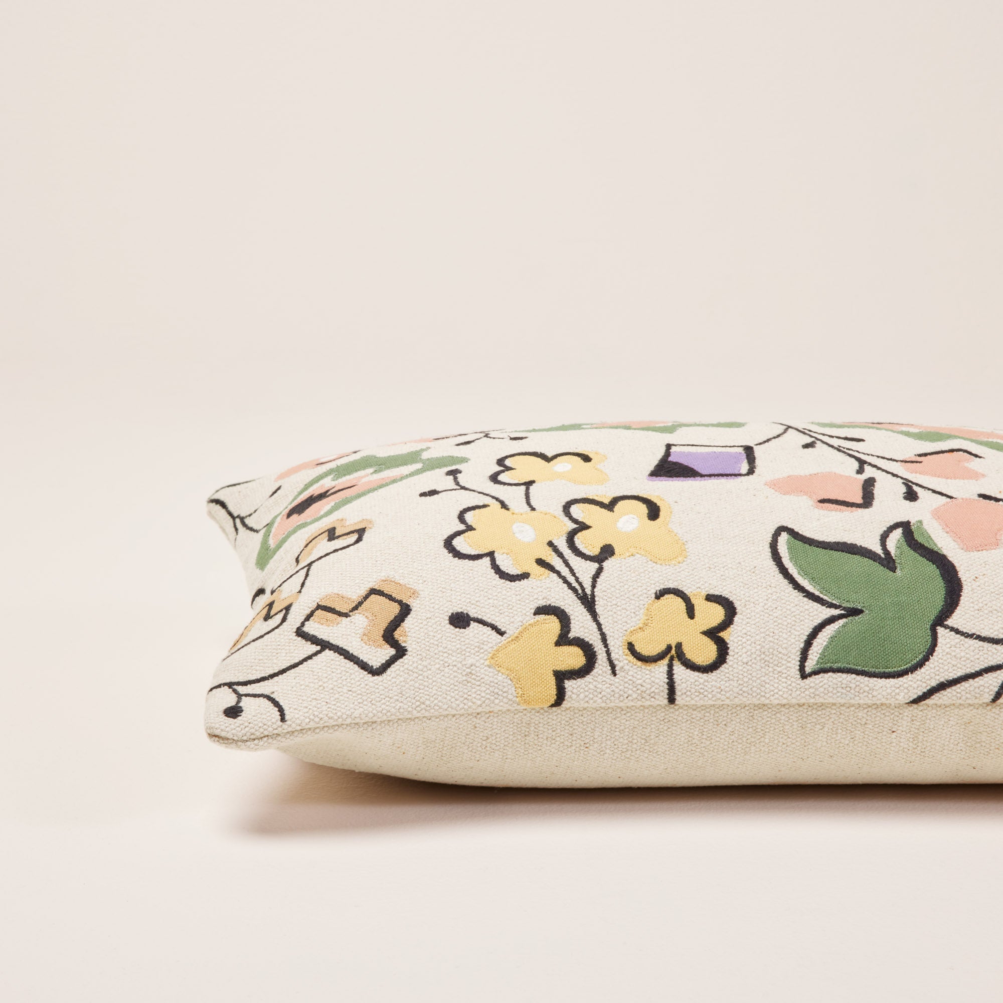 Housse de coussin LOUISINE naturel et pastels