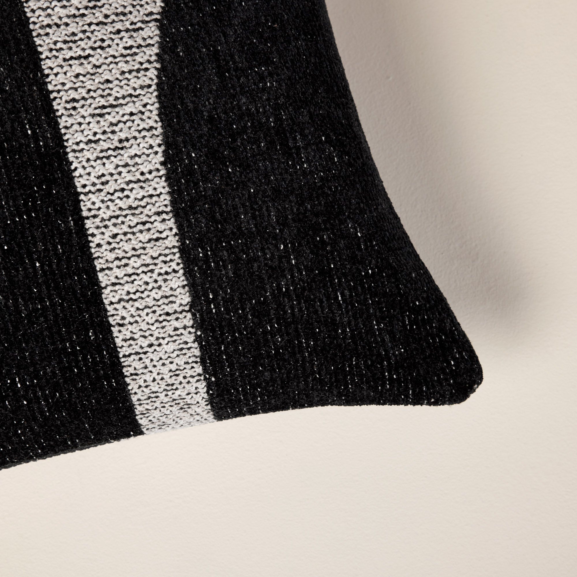 Housse de coussin NILS noir