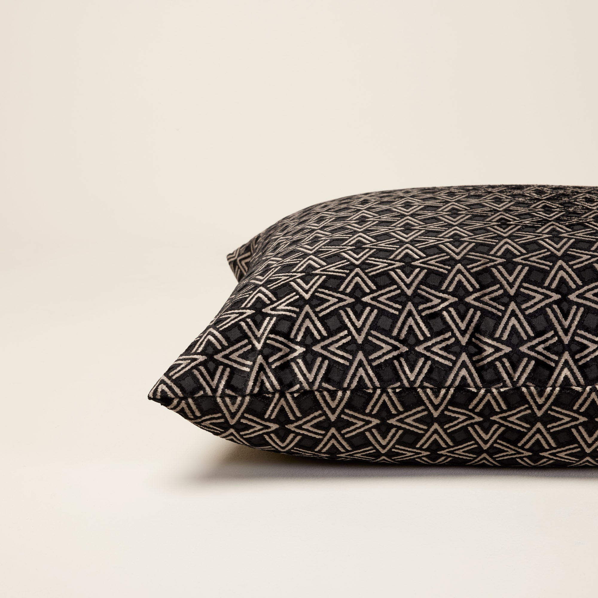 Housse de coussin OSCAR noir