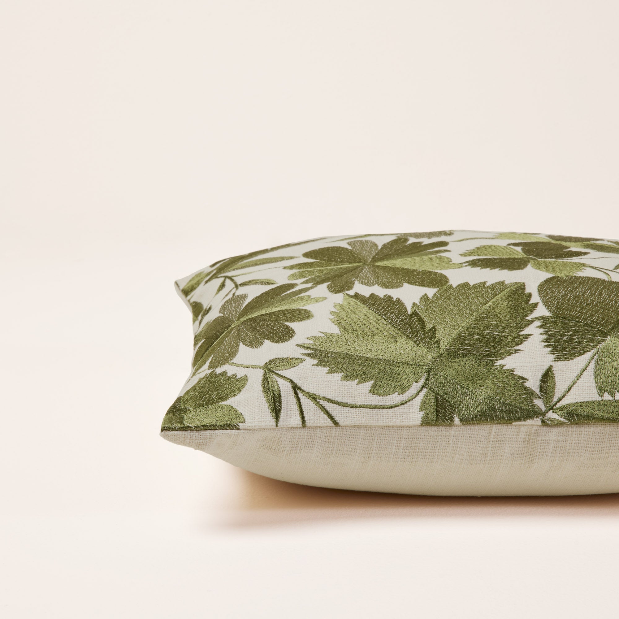 Housse de coussin OXALIE ivoire et vert