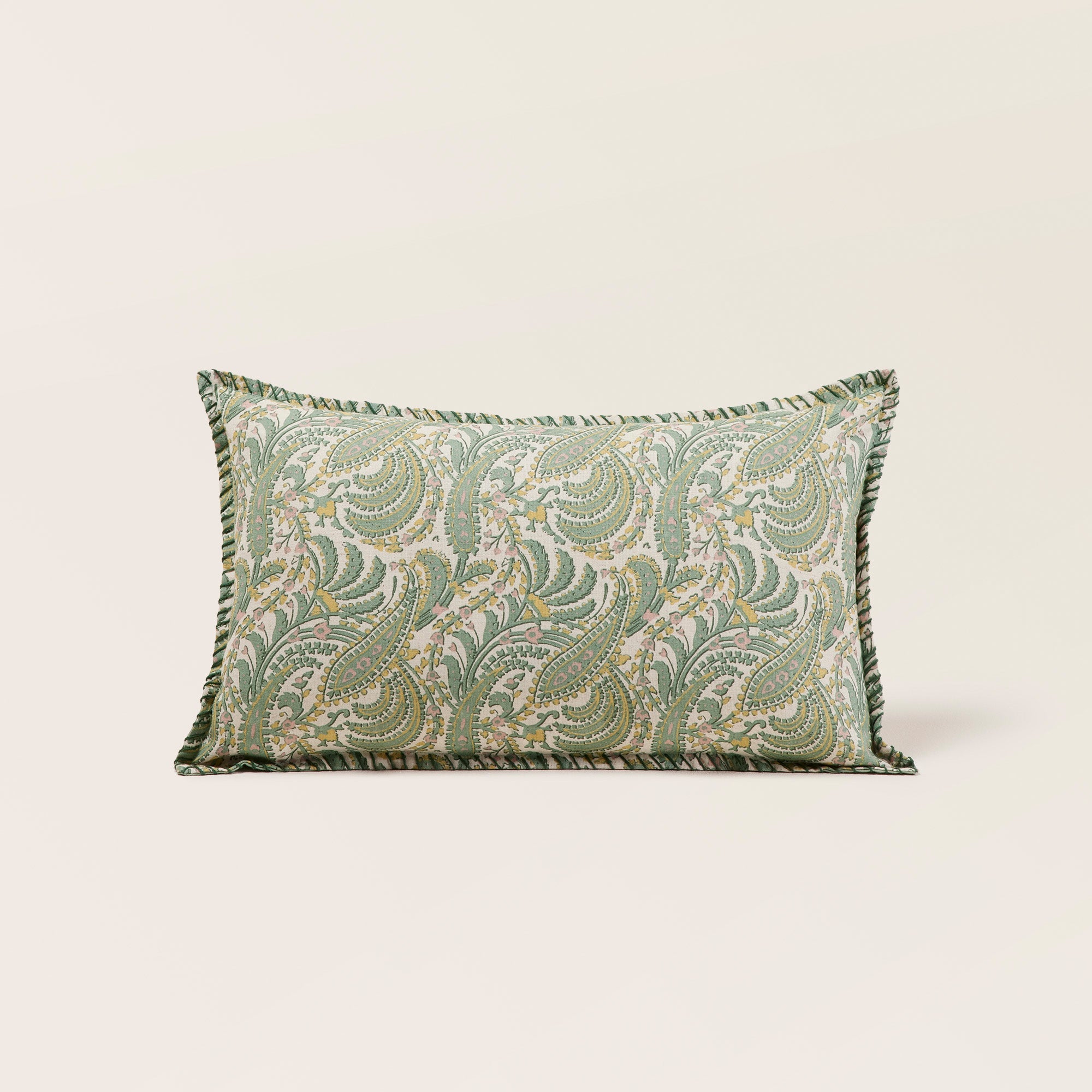 Housse de coussin PADMA vert de gris et écru