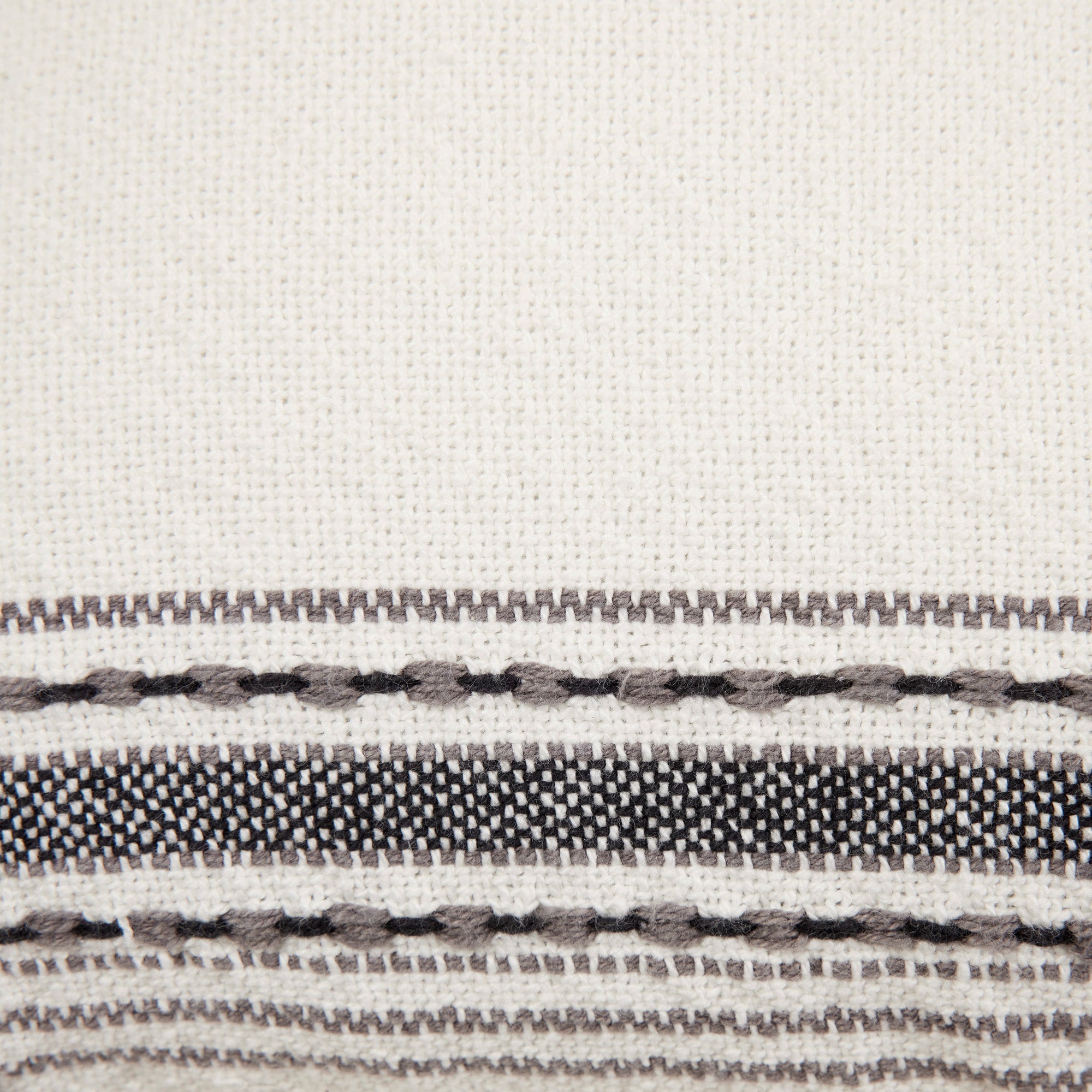 Housse de coussin PAVANI blanc et noir