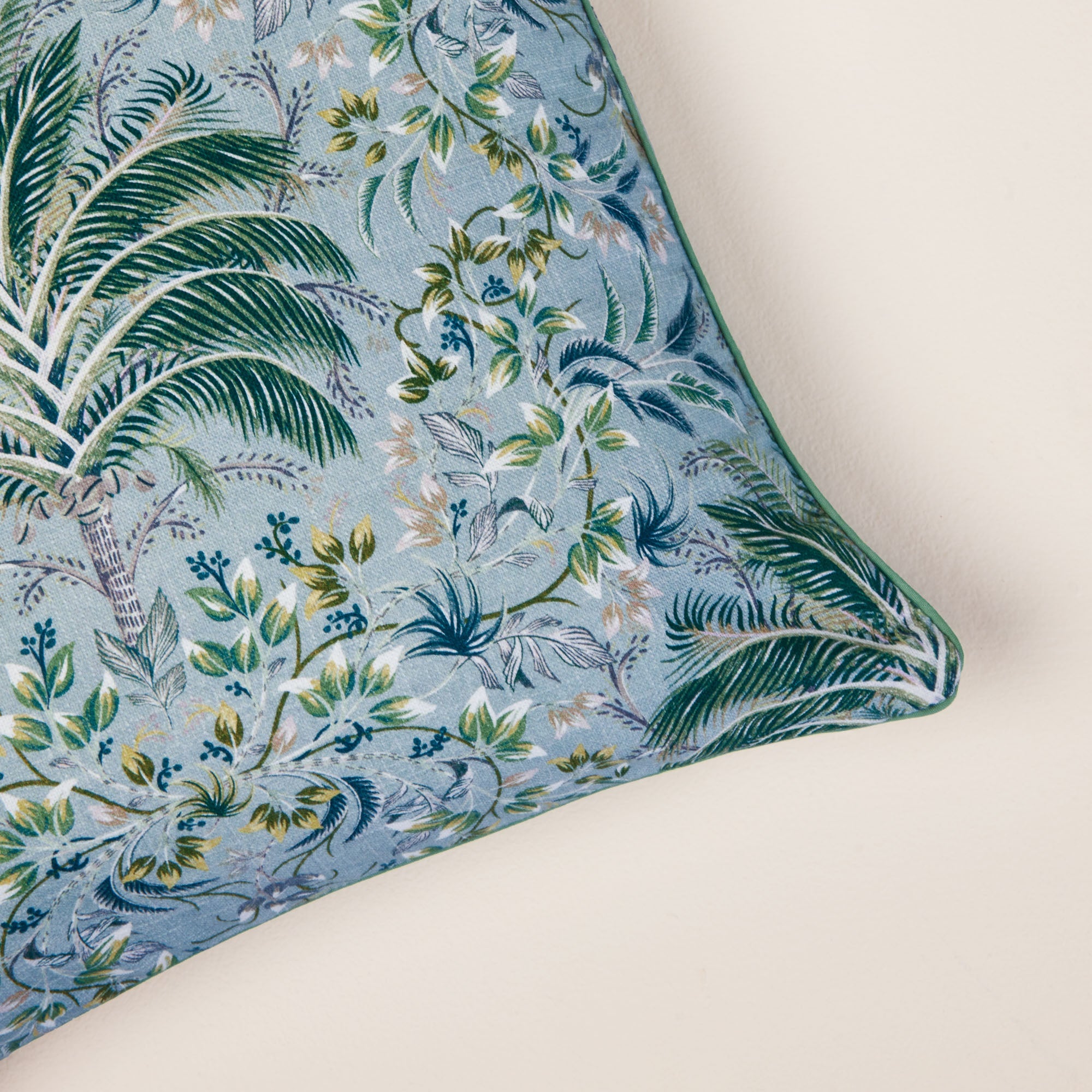 Housse de coussin UBARI vert de gris