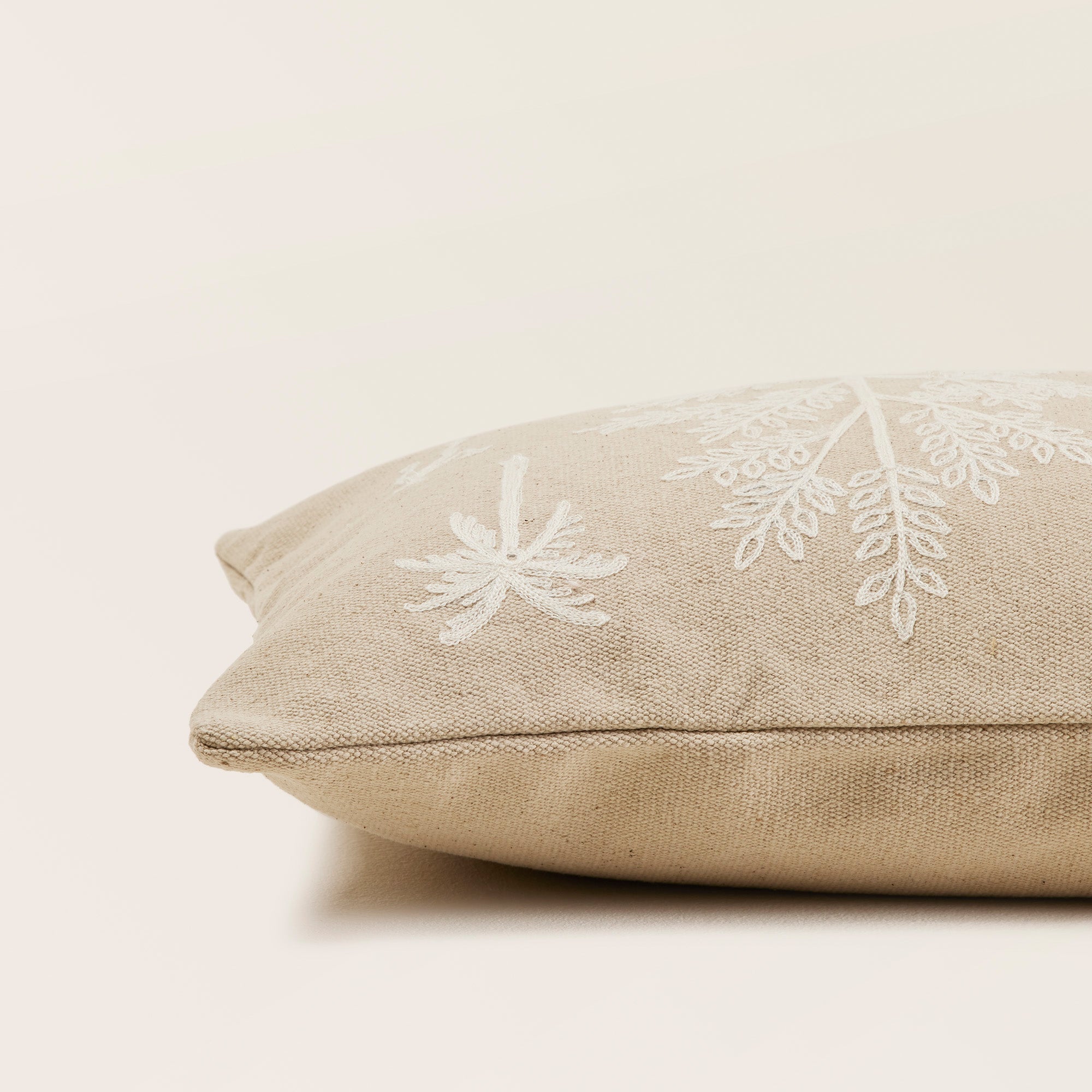 Housse de coussin WARLI beige et écru