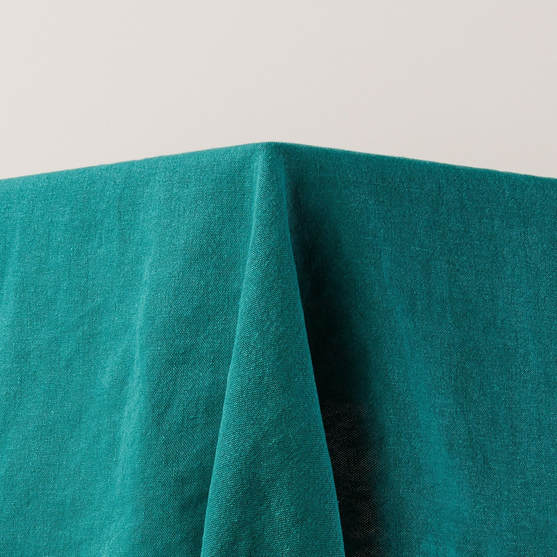 Nappe rectangulaire NINO lagon et feston noir
