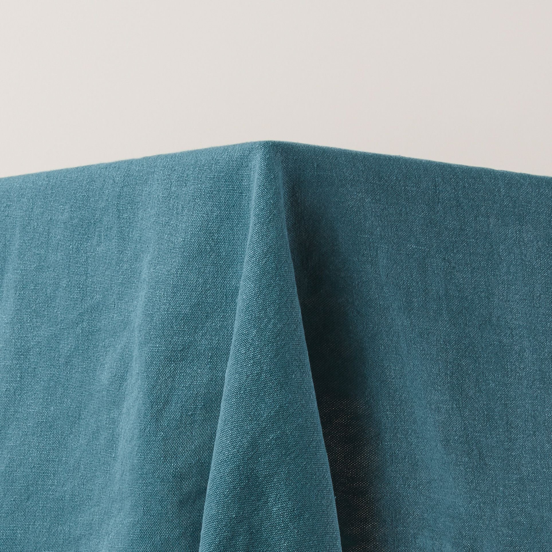 Nappe rectangulaire NINO indigo et feston noir