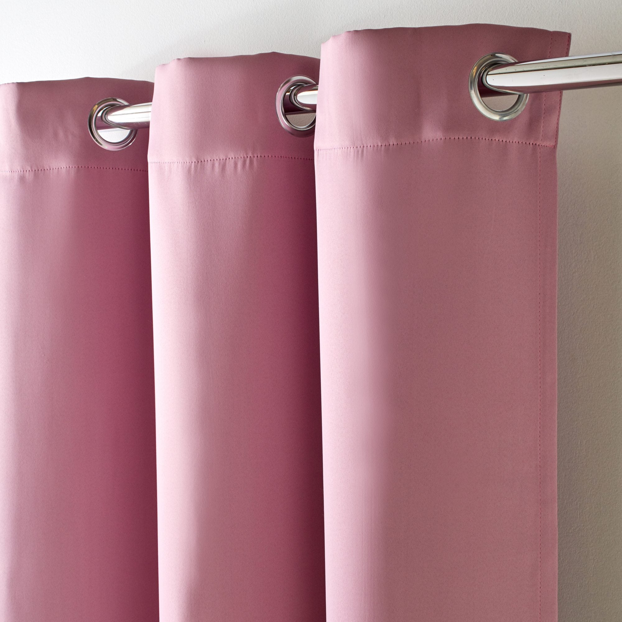 Occultant à oeillets BLACKOUT rose