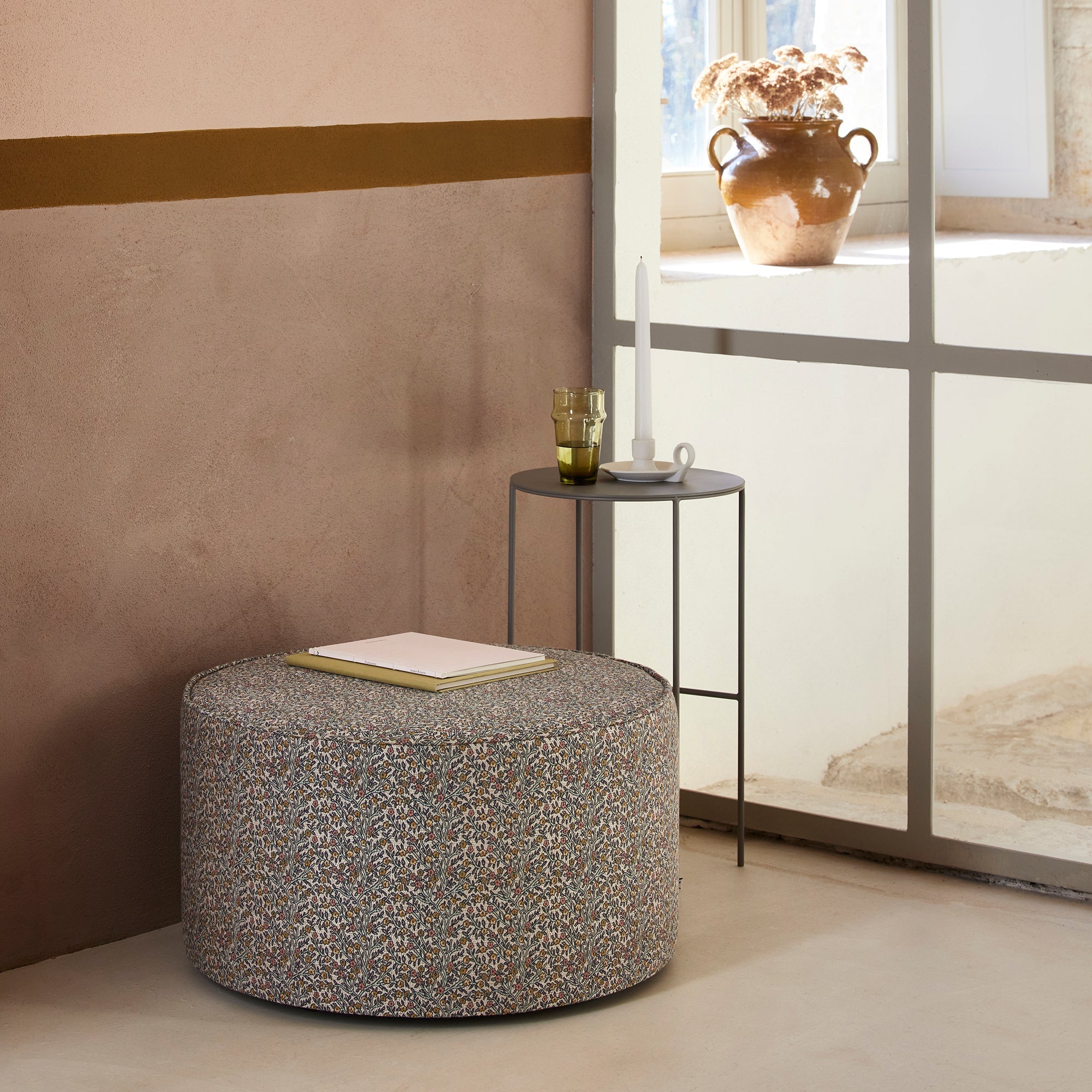 Pouf MAHARA beige et pastels