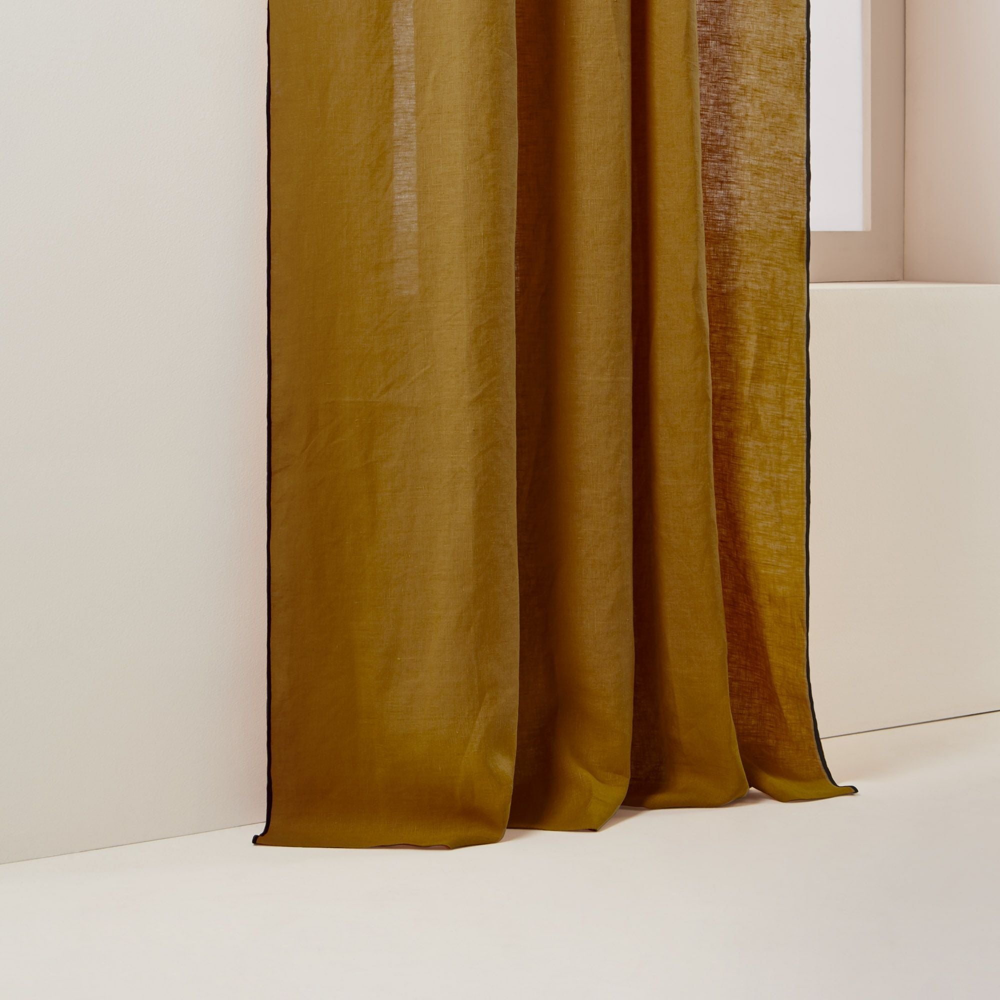 Rideau à galon fronceur CARLINA bronze et bourdon noir