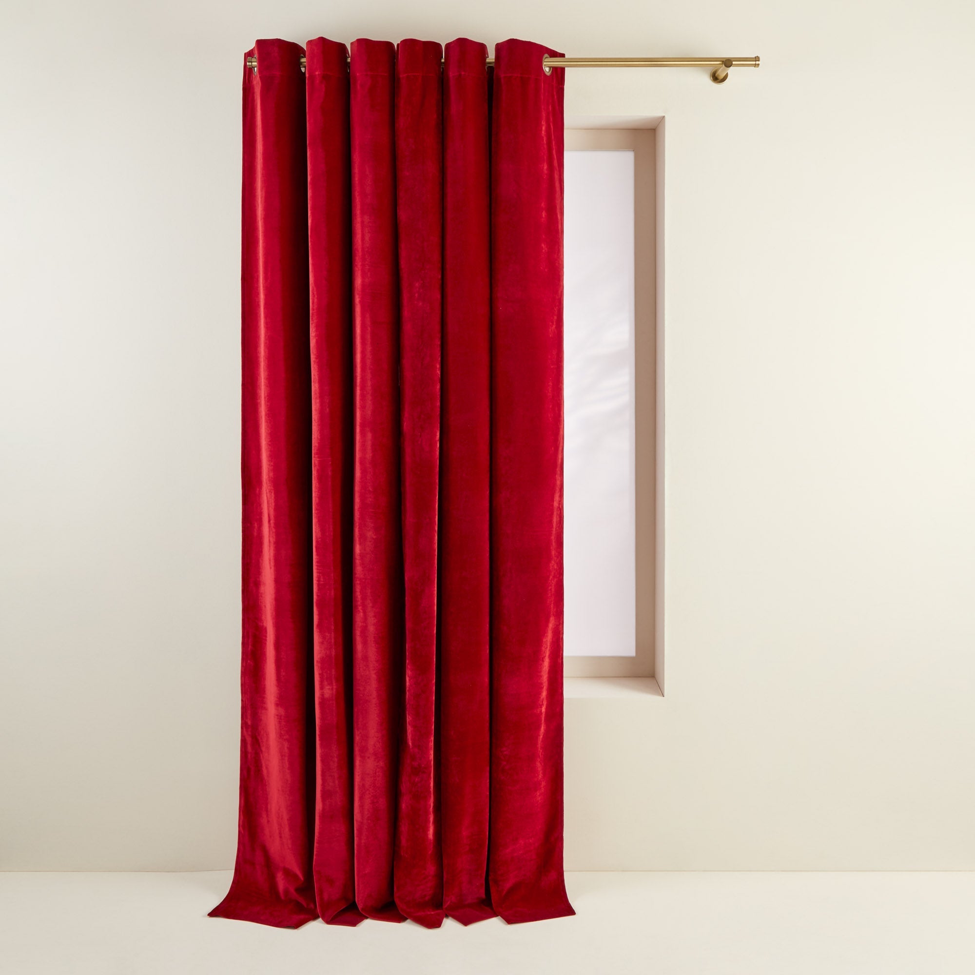 Rideau à oeillets dorés DARIO rouge opéra