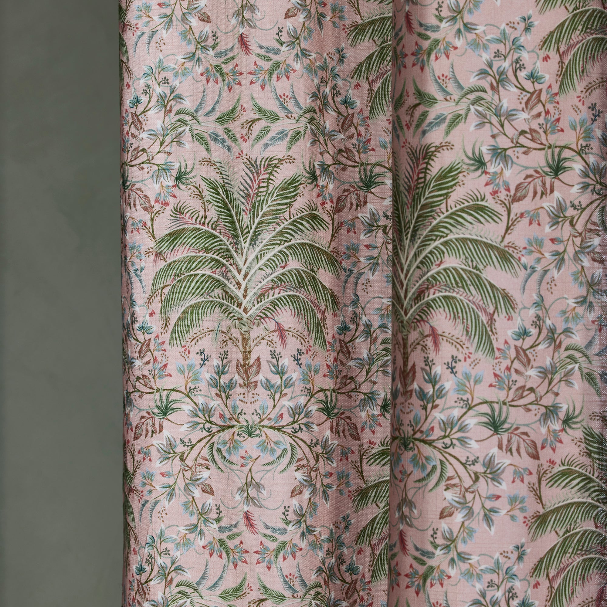 Rideau à oeillets dorés UBARI rose pétale et vert