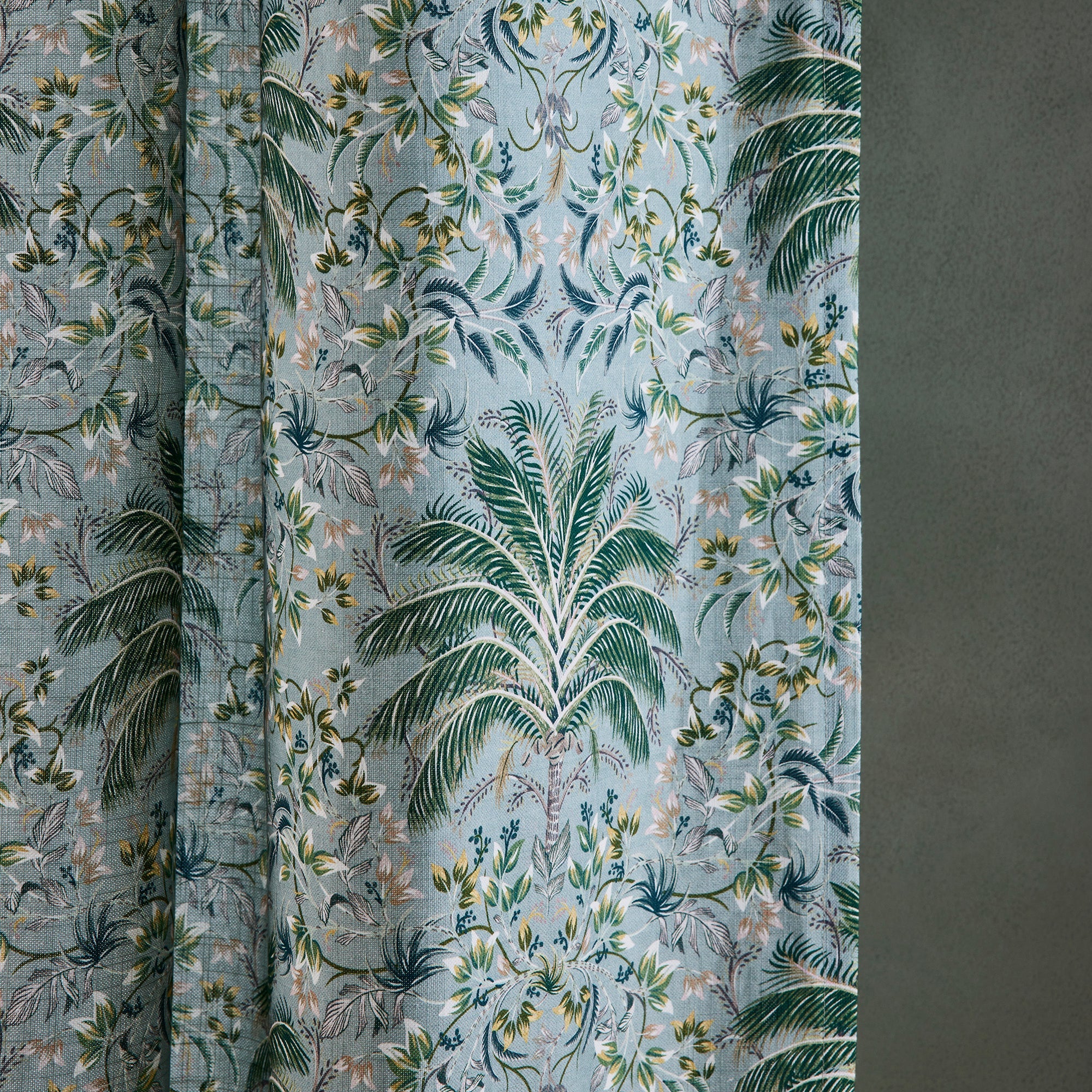 Rideau à oeillets dorés UBARI vert de gris