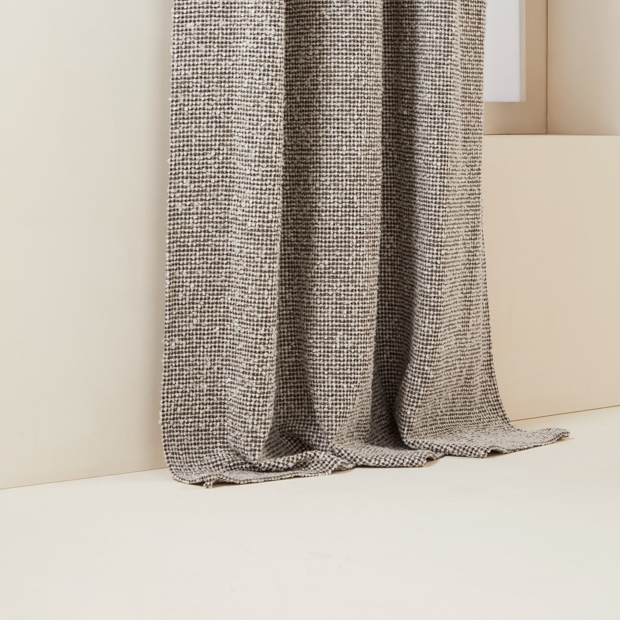 Rideau à oeillets noirs PIETRO ivoire et noir