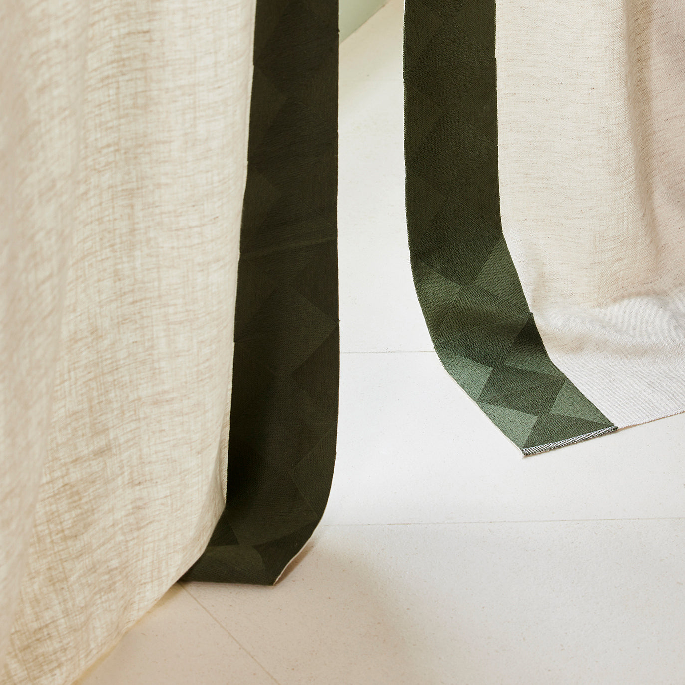 Rideau à passants OPIS vert chlorelle