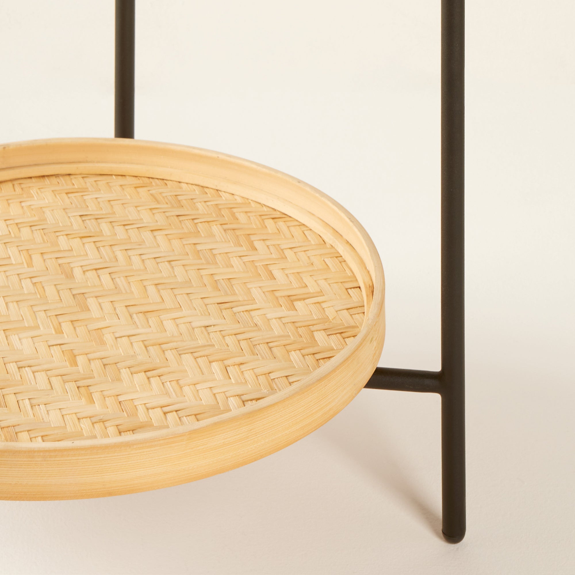 Table d'appoint RAKEL noir mat et bambou