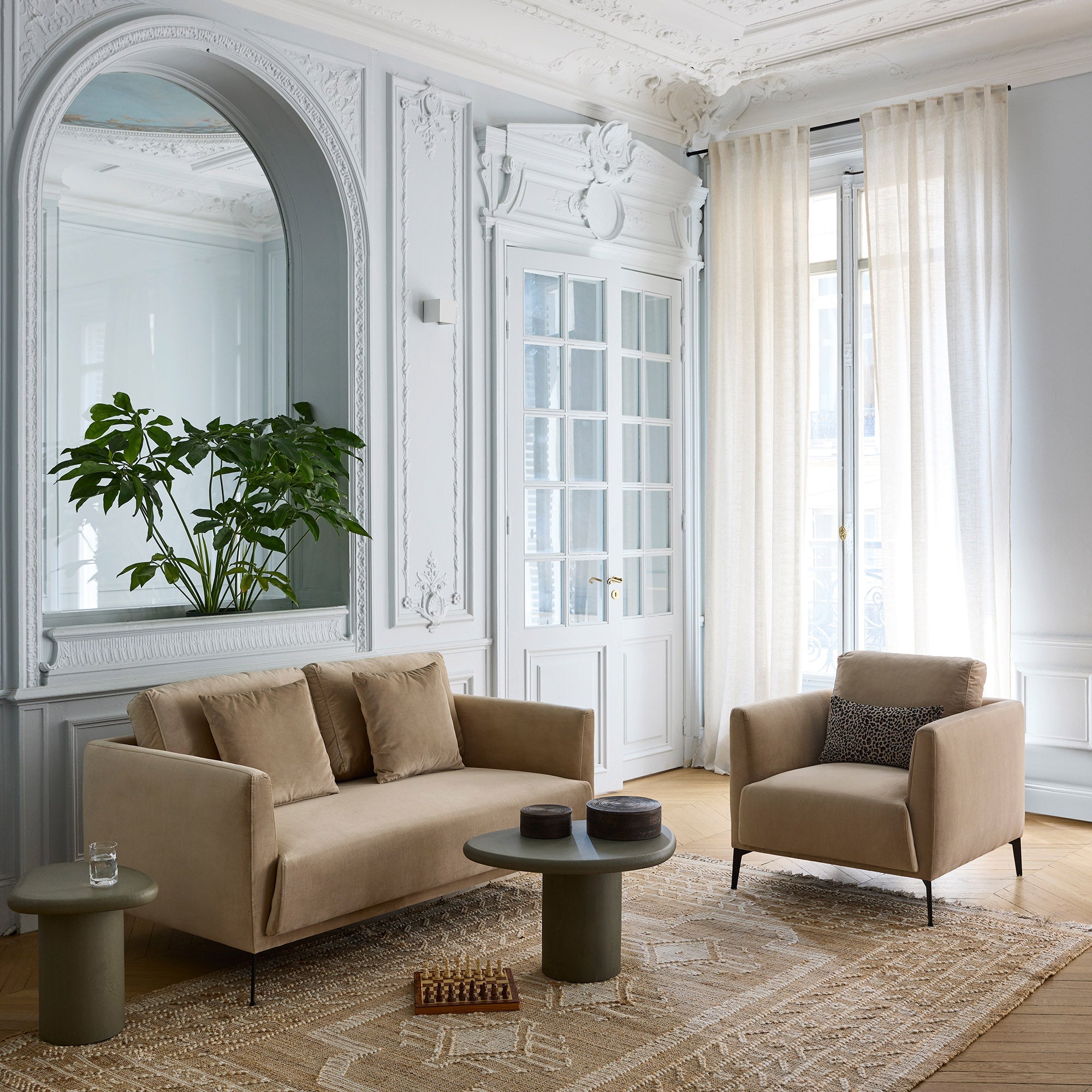 Canapé 2 places ODELLE velours beige chic