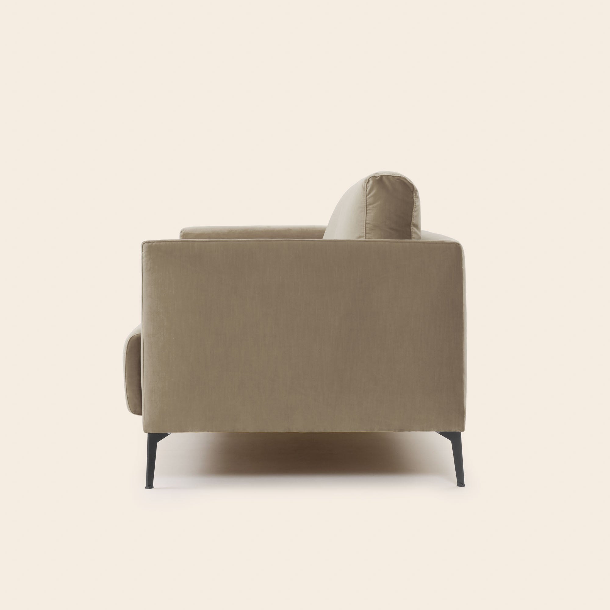 Canapé 3 places ODELLE velours beige chic