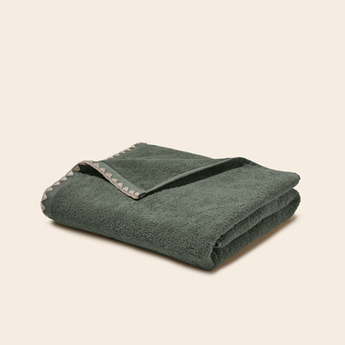 Madura - Serviette de toilette NERYDA vert sequoia et beige