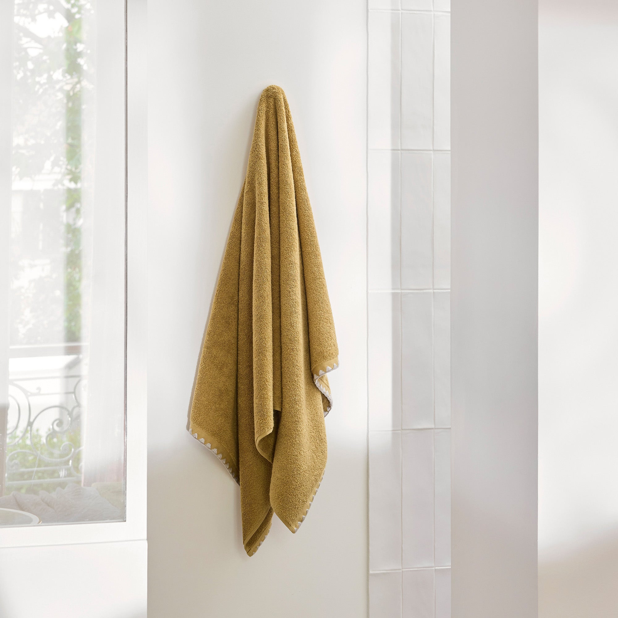 La Sortie de Bain NERYDA jaune sable et beige