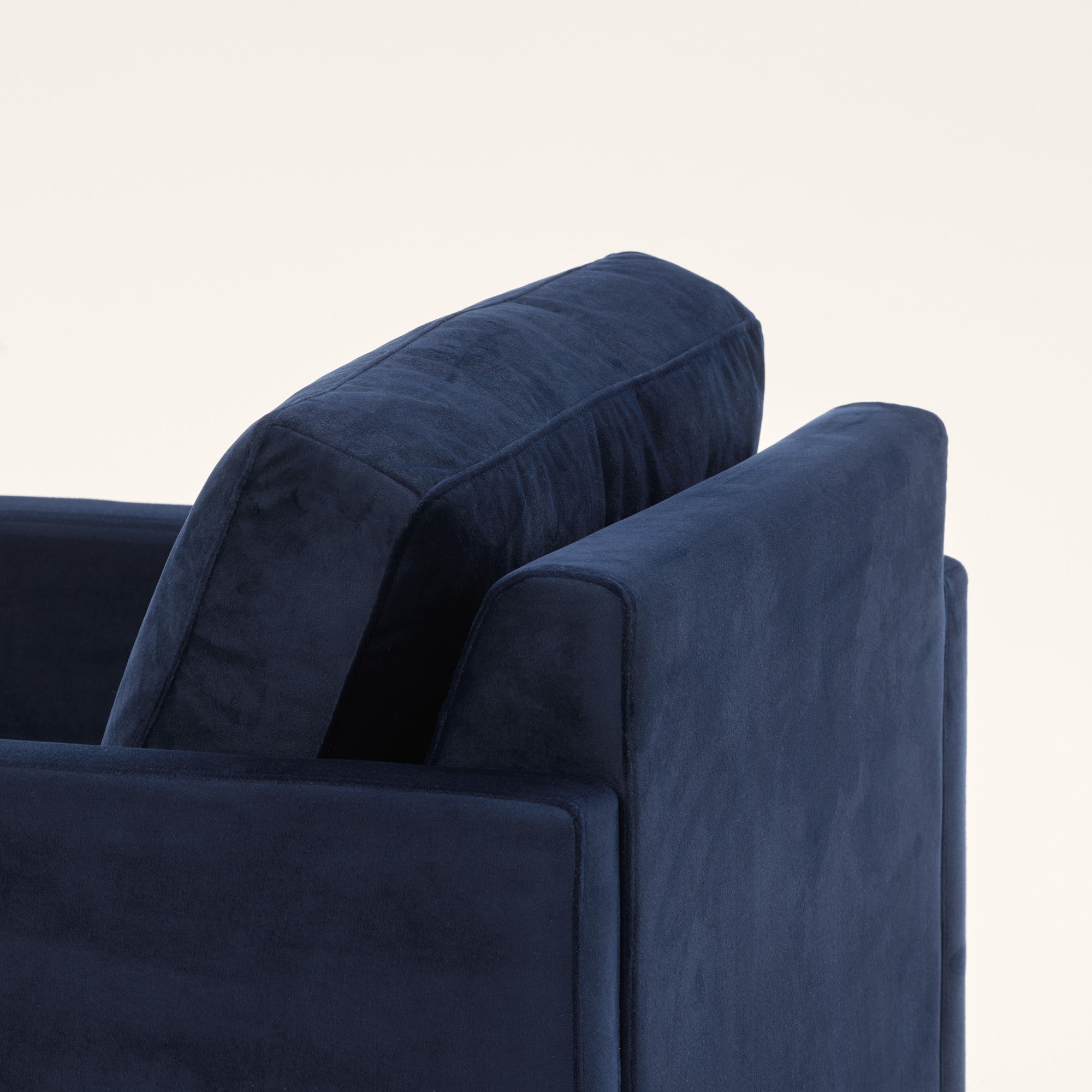 Fauteuil CESARE velours bleu nuit