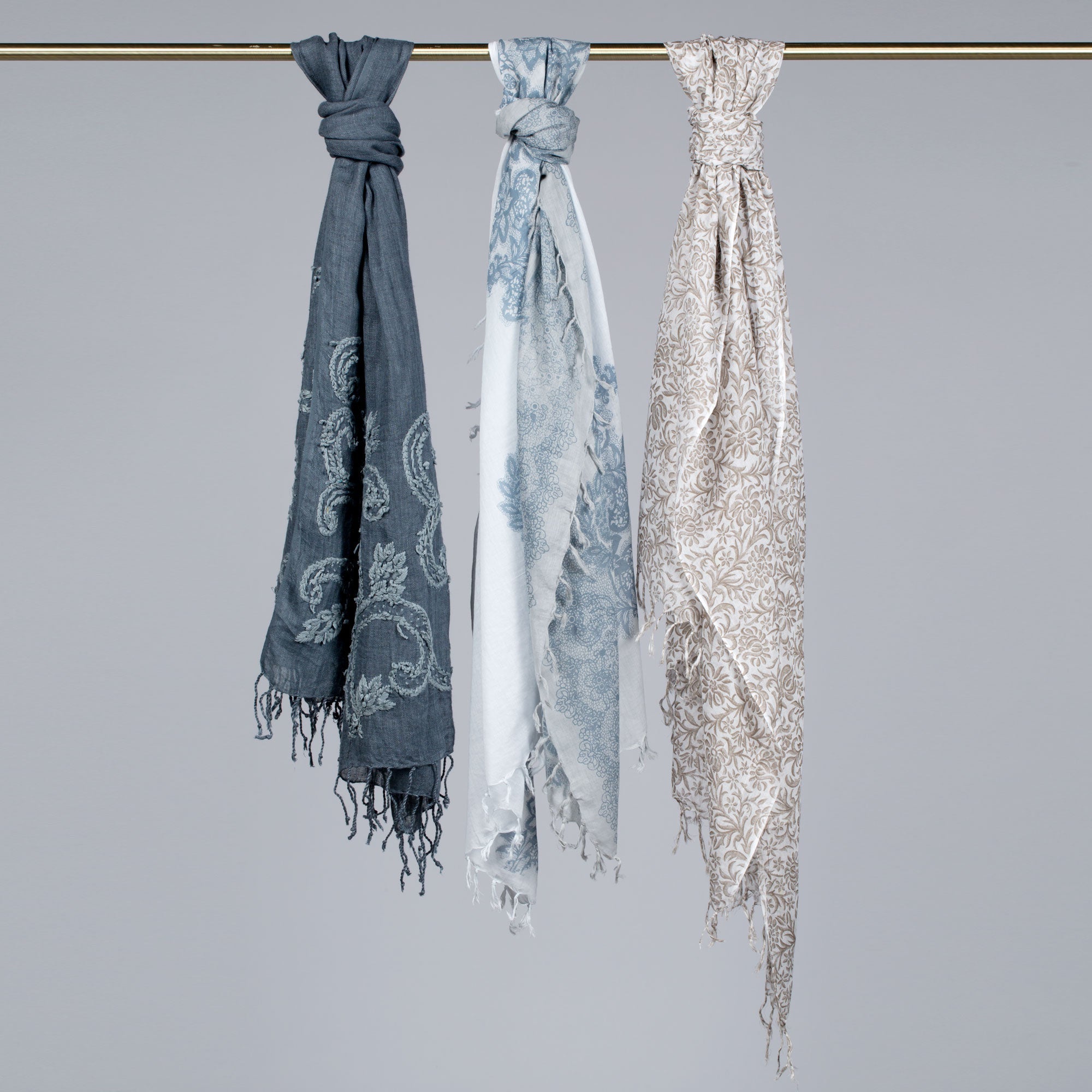 Foulard BASTIDES gris foncé