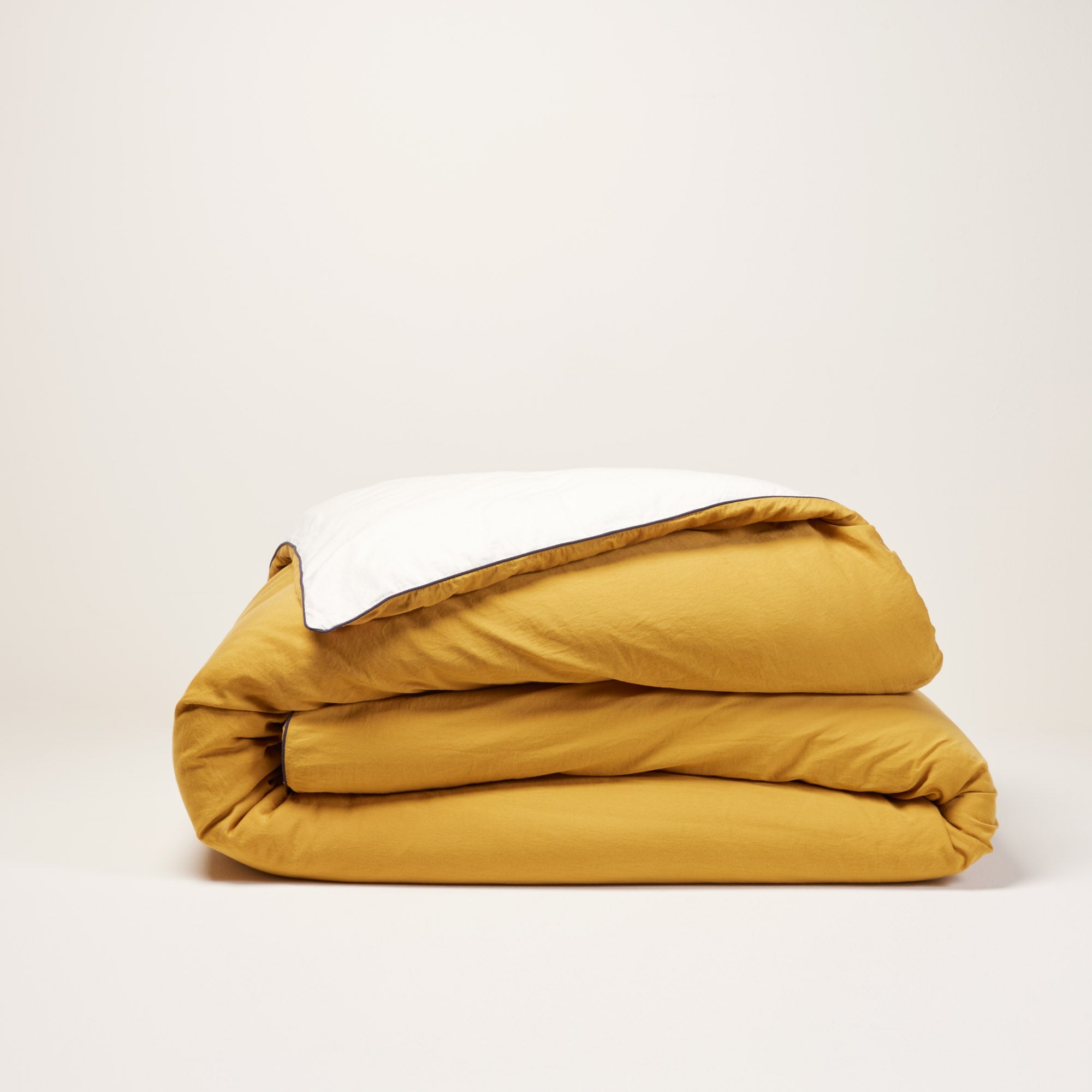 #bundle_color:Ocre et bourdon noir