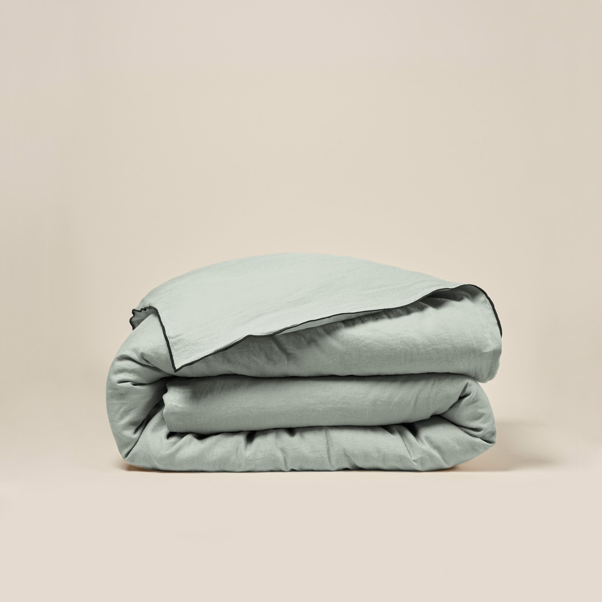 Housse de couette CARLINA tilleul et bourdon noir