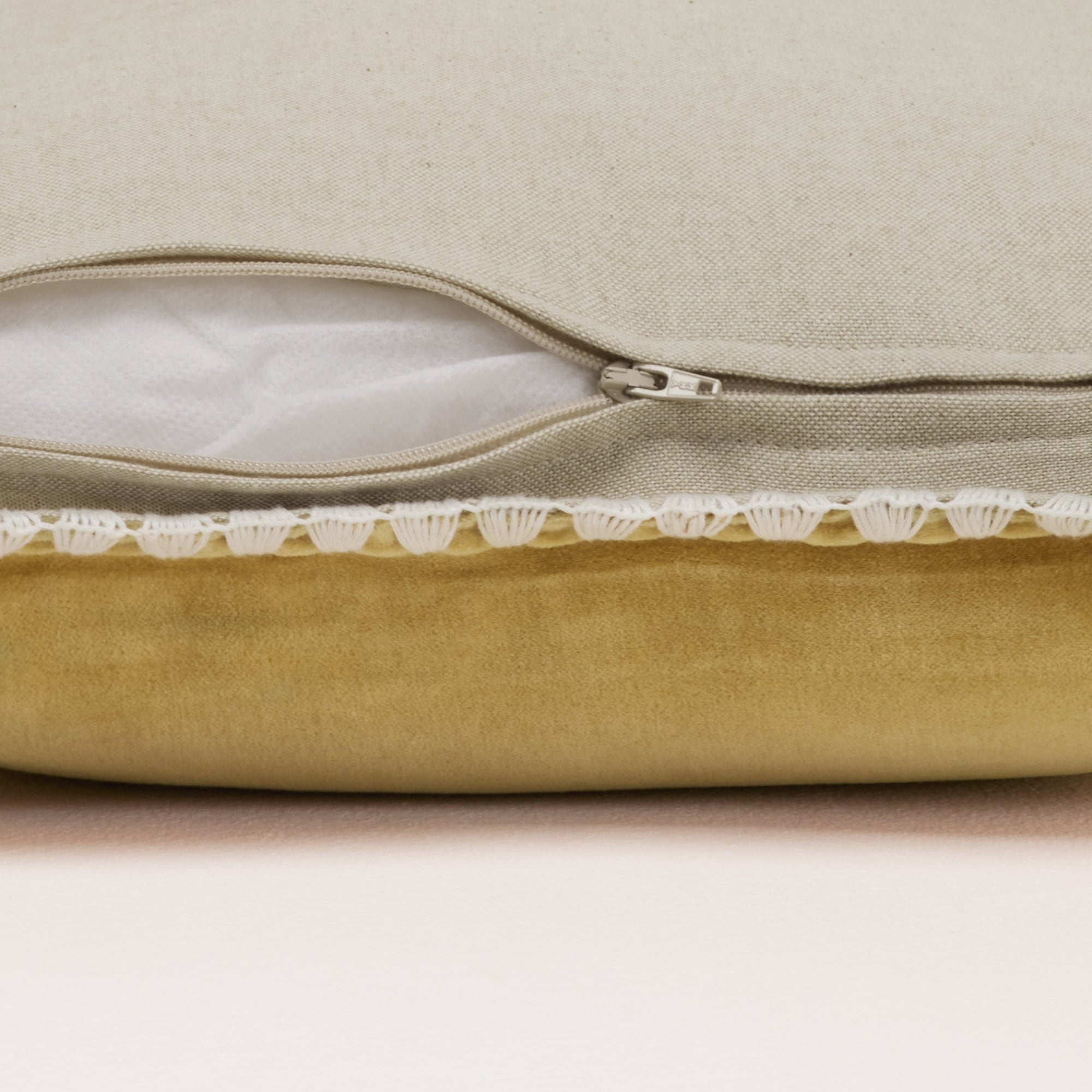 Housse de coussin ANJALI jaune indien et naturel