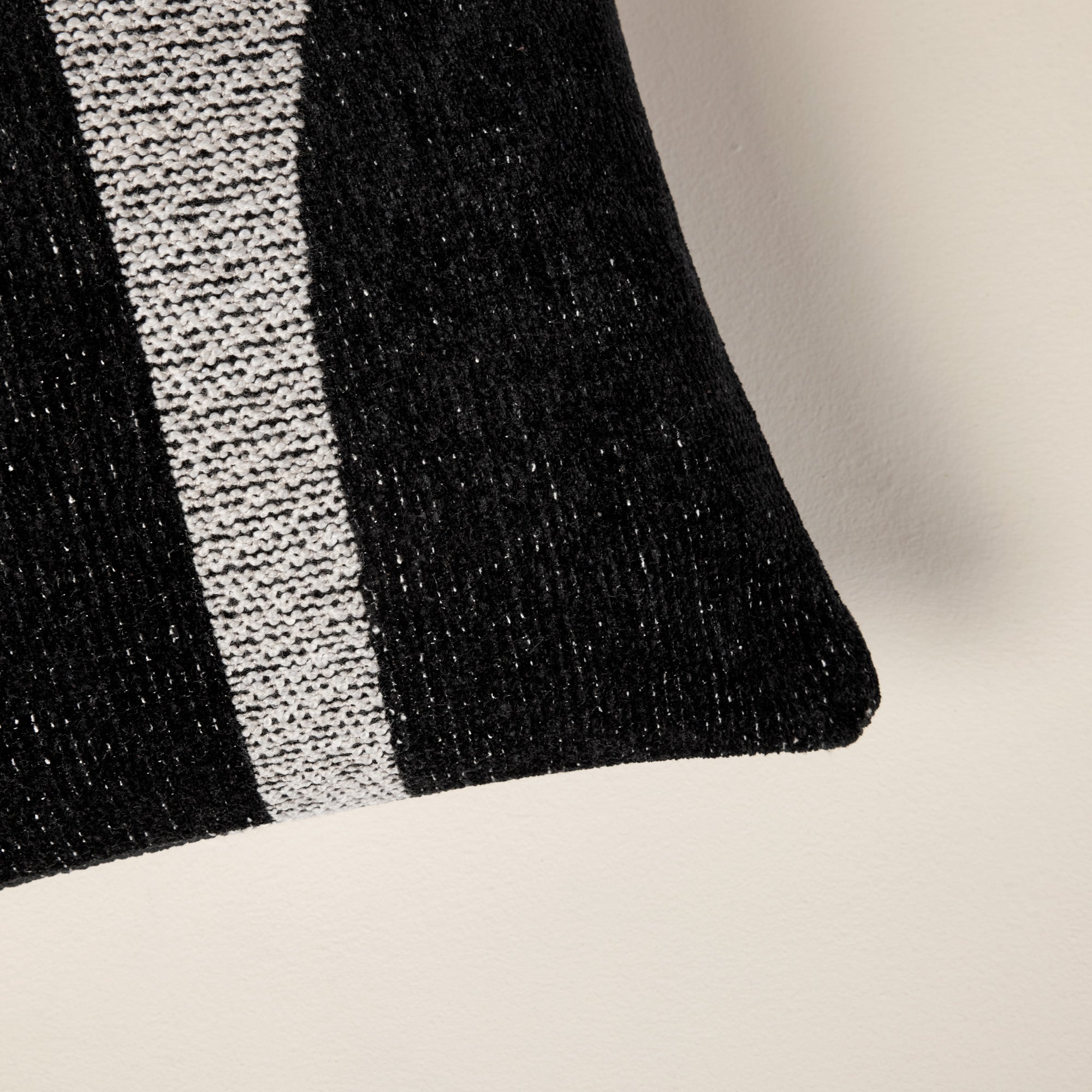 Housse de coussin NILS noir