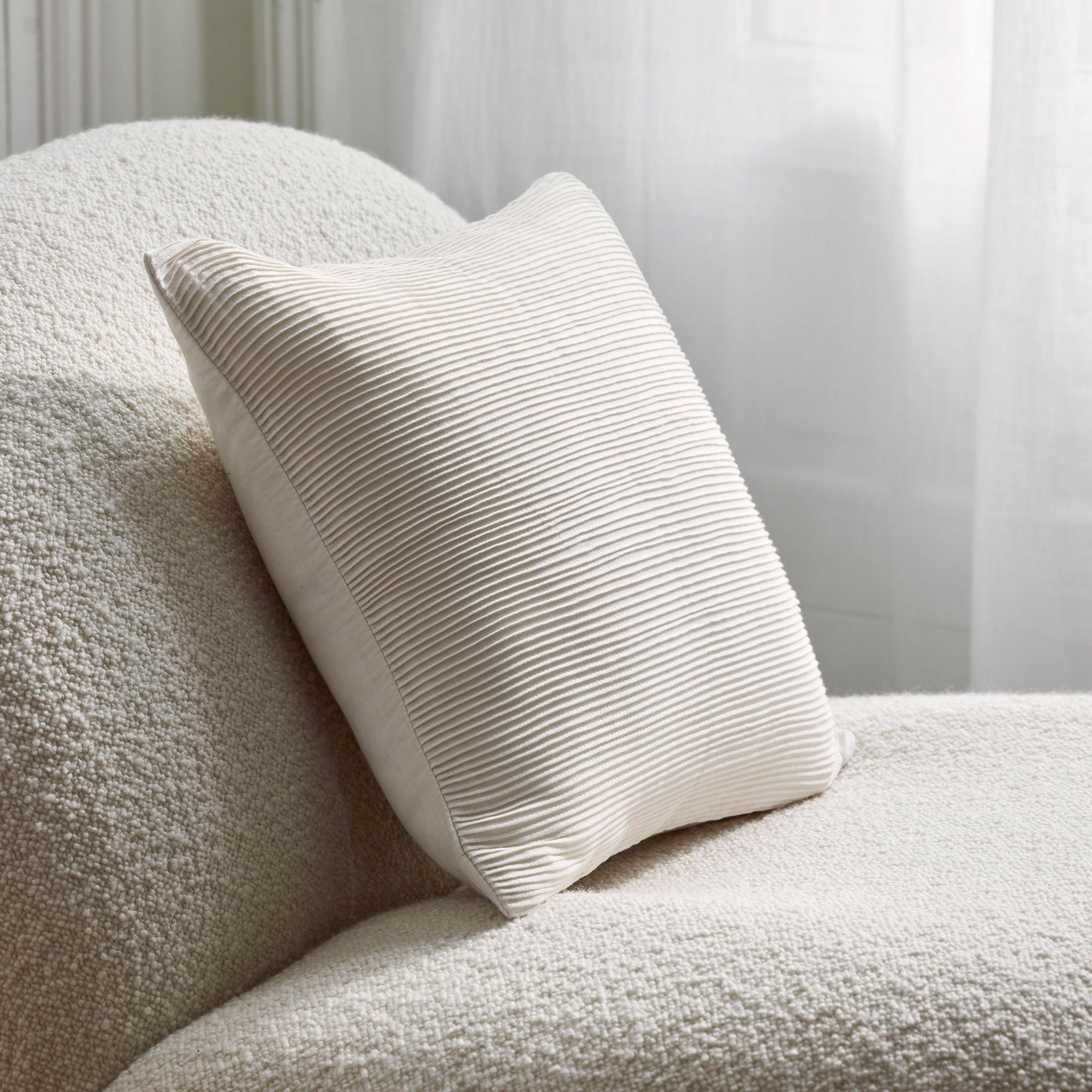 Housse de coussin ONDINE ivoire