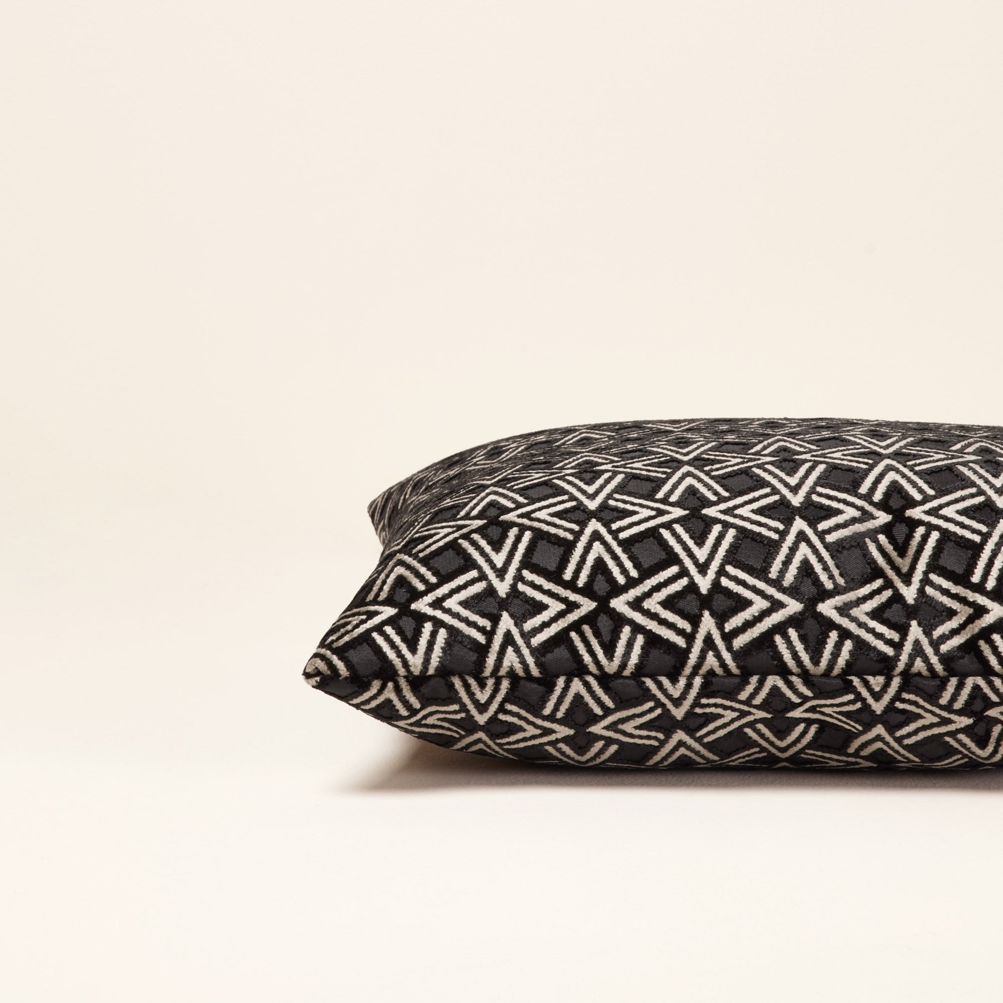 Housse de coussin OSCAR noir