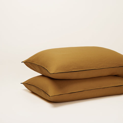 Madura - Lot de 2 taies d'oreiller CARLINA bronze et bourdon noir