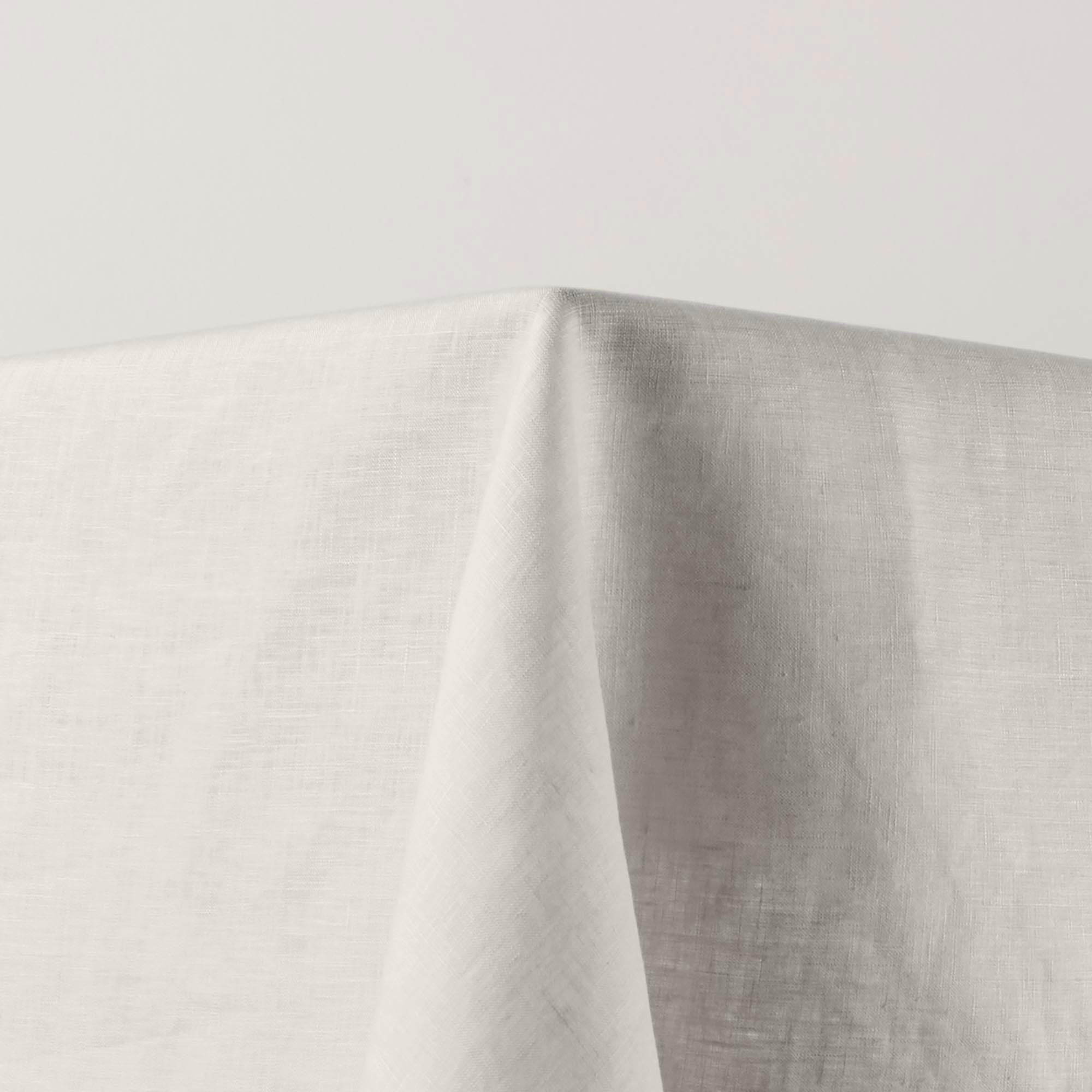 Nappe rectangulaire CARLINA calcaire et bourdon noir
