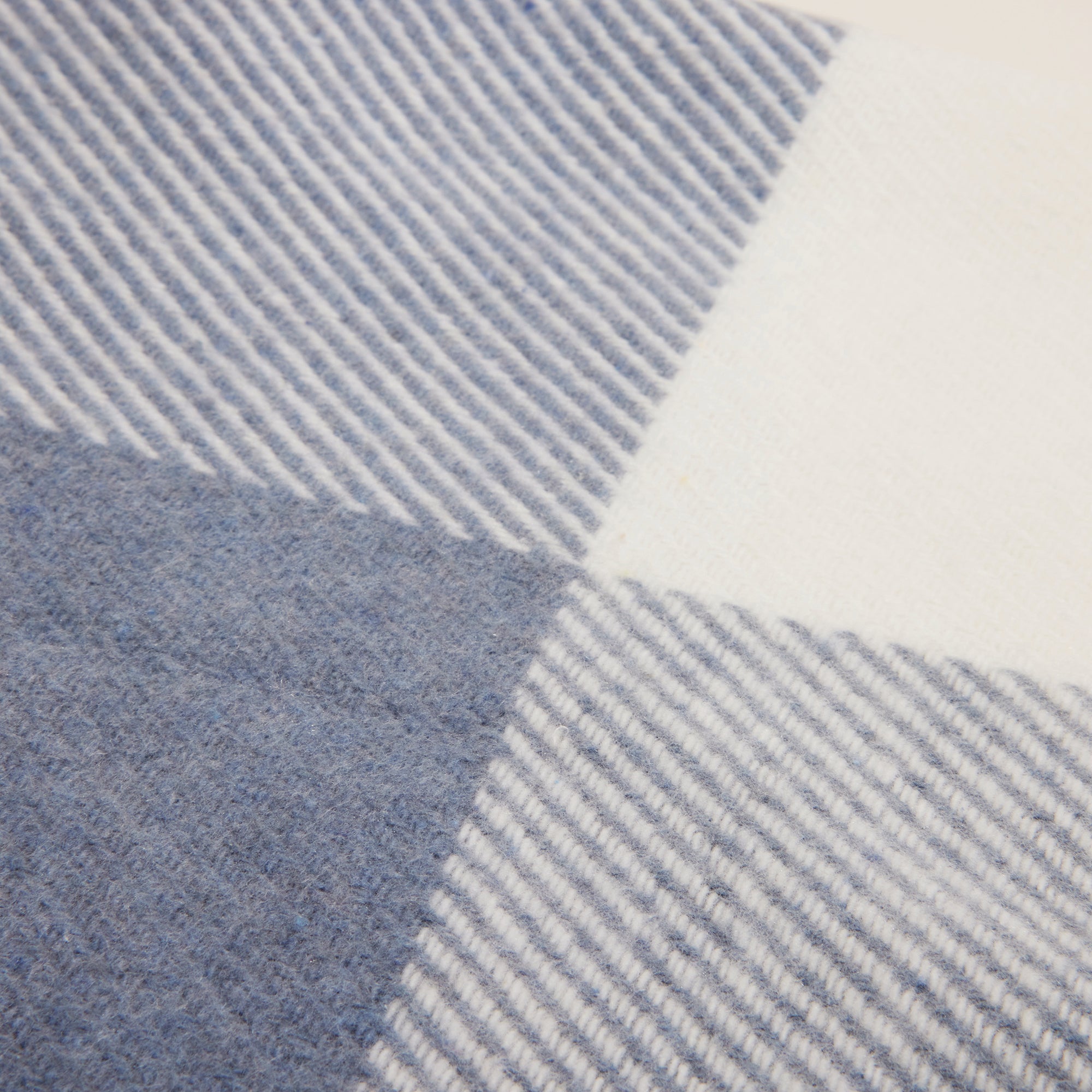 Plaid LIVIA glacier