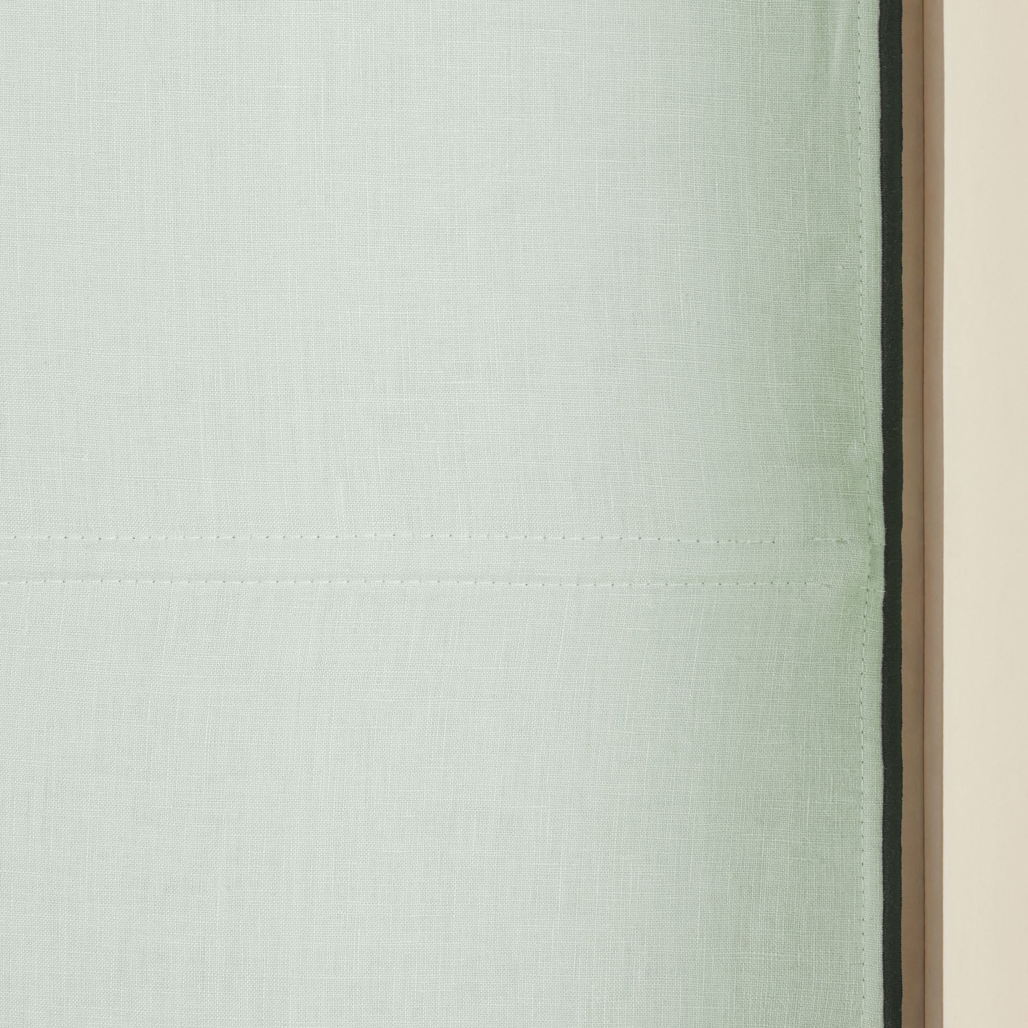 Store bateau occultant CARLINA tilleul et bourdon noir